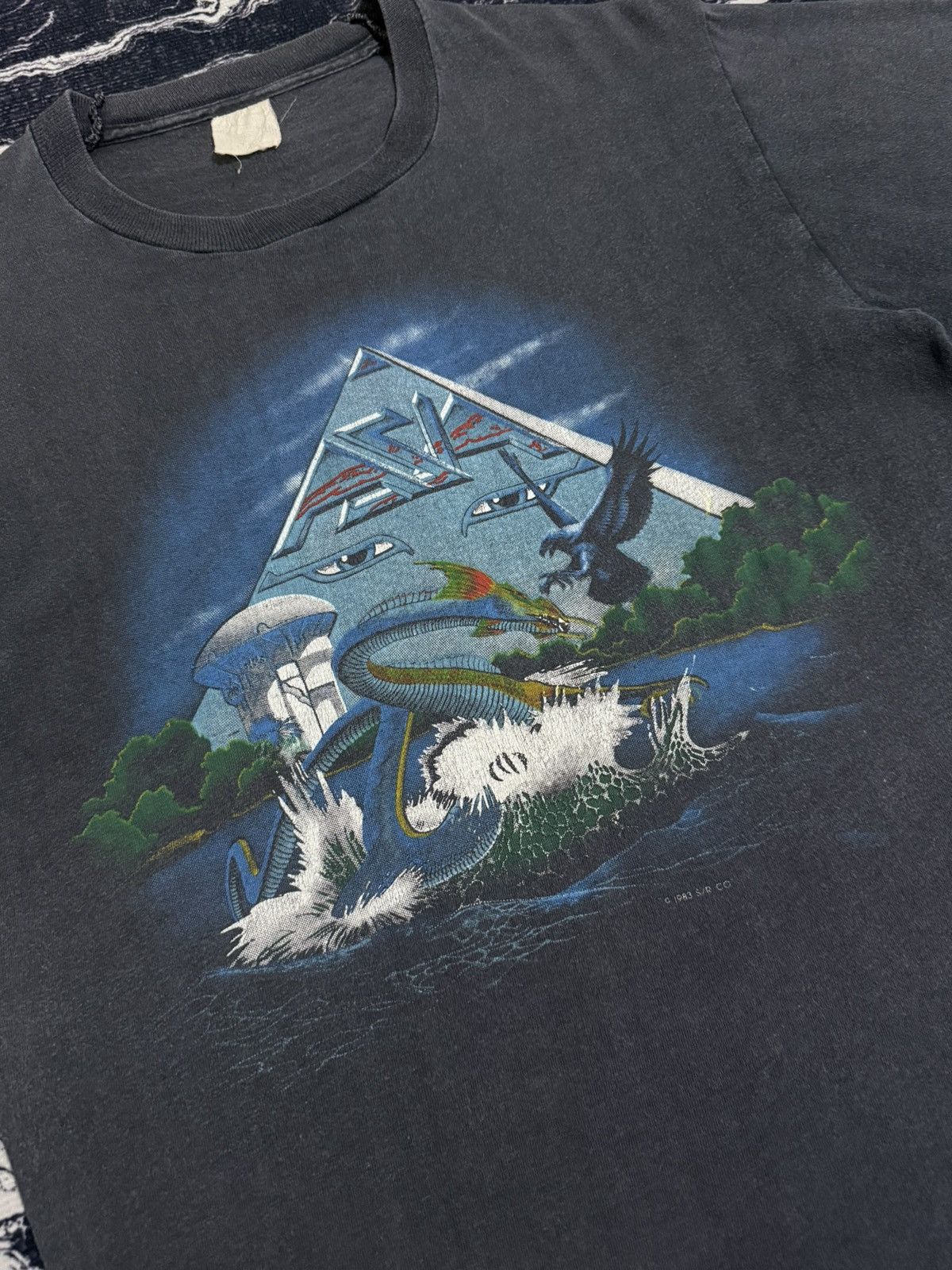 Band Tees Vintage asia 1983 invasion concert tour tshirt Size US S / EU 44-46 / 1 - 10 Thumbnail