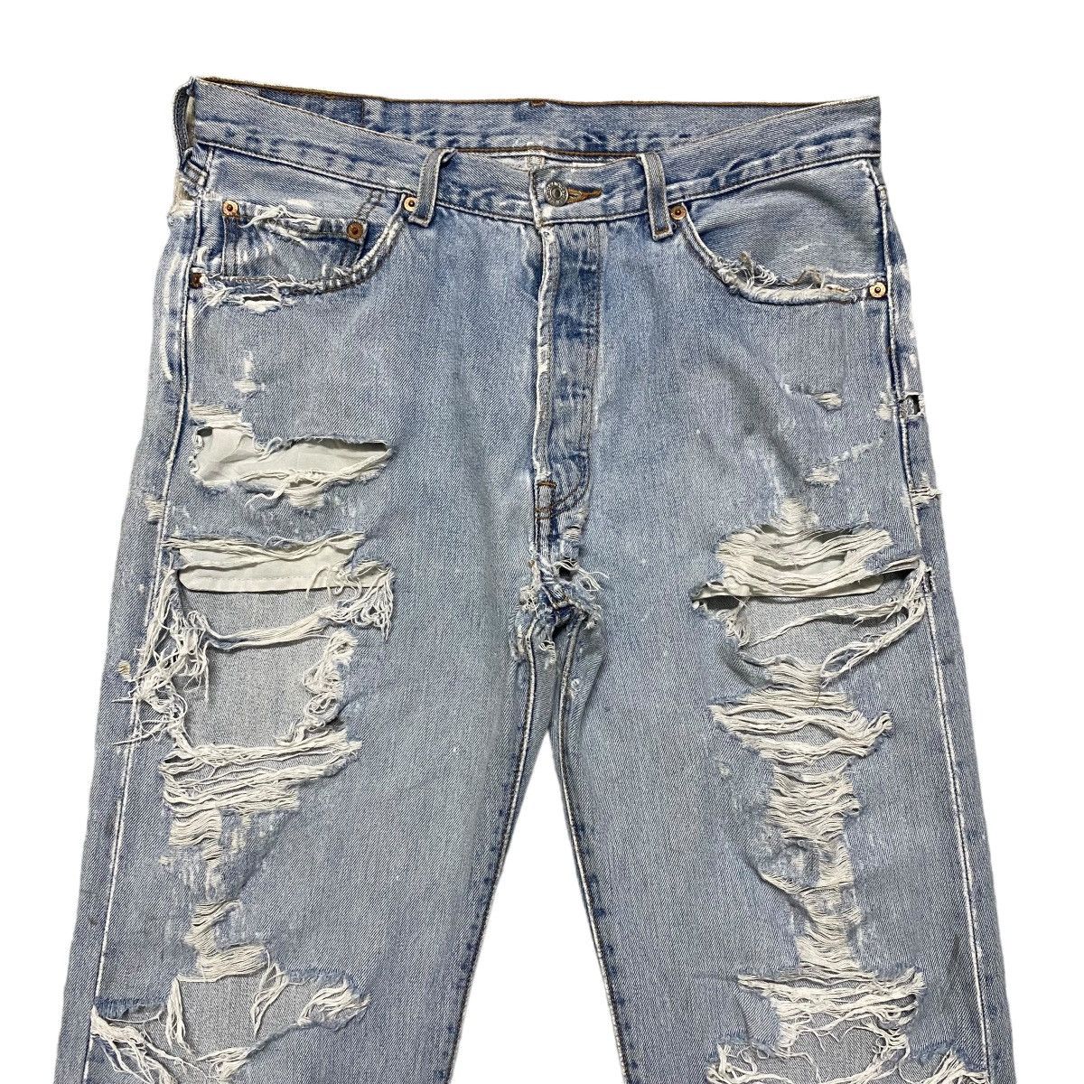 Levi's Vintage Levis 501 Thrashed Jeans Size US 34 / EU 50 - 3 Thumbnail