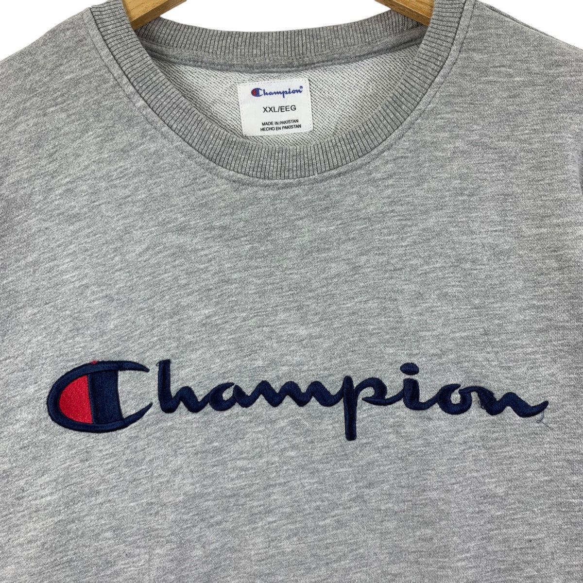 Champion Vintage CHAMPION USA Script Embroidered Brand Sweatshirt Size US XXL / EU 58 / 5 - 3 Thumbnail