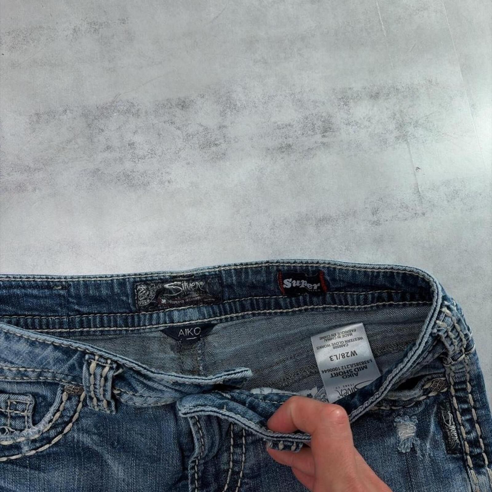 Silver Jeans Co. Y2K Blue Silver Jeans Grunge Mini Denim Shorts Size 30" / US 8 / IT 44 - 5 Thumbnail