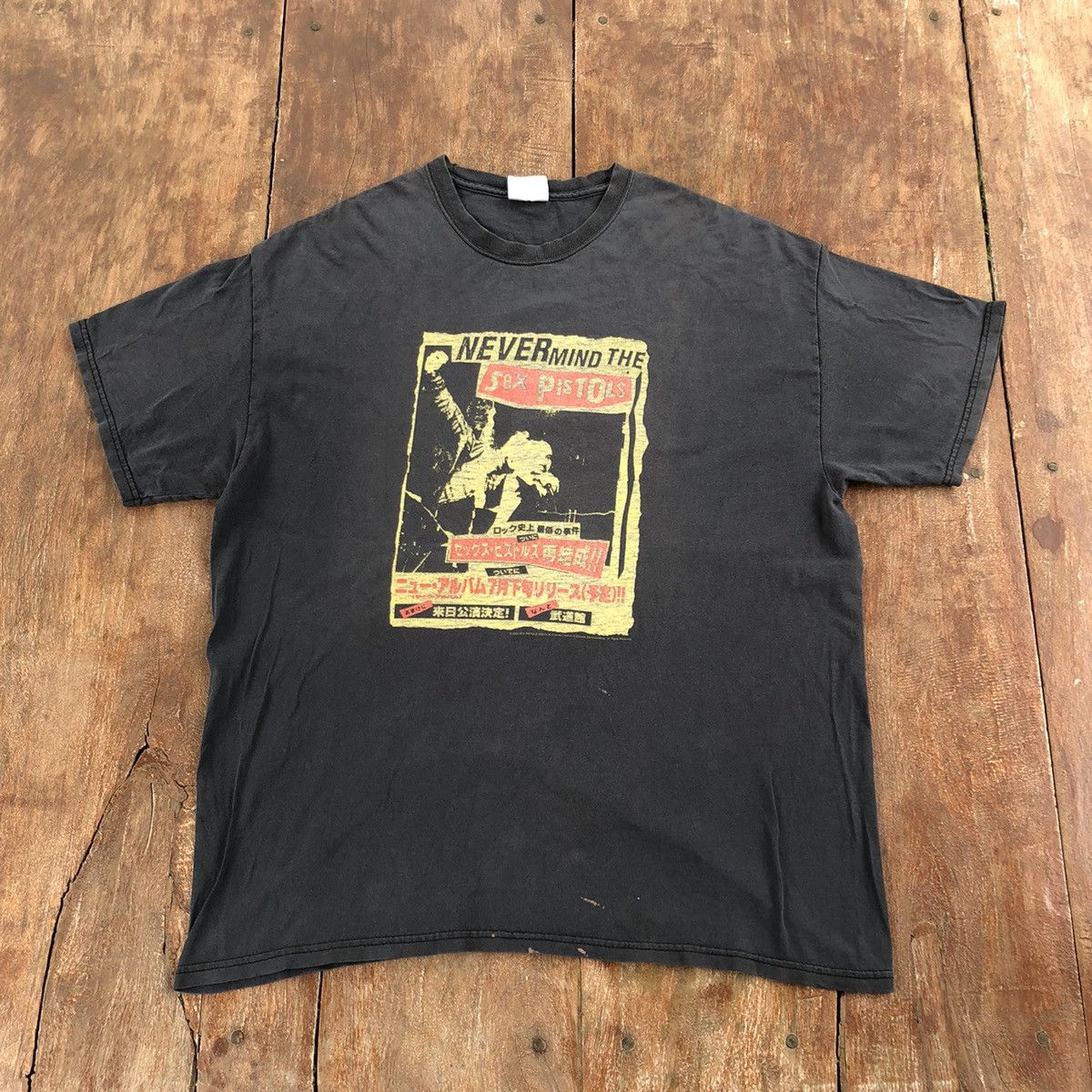 Band Tees Vintage 2005 Sex Pistols Band Tour T Shirts Size US XL / EU 56 / 4 - 2 Thumbnail