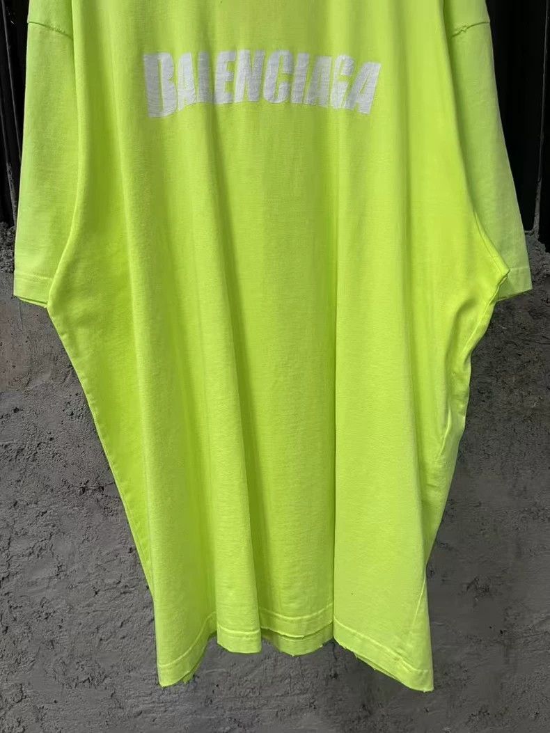 Balenciaga Balenciaga Distressed Short Sleeve Size US XS / EU 42 / 0 - 4 Thumbnail