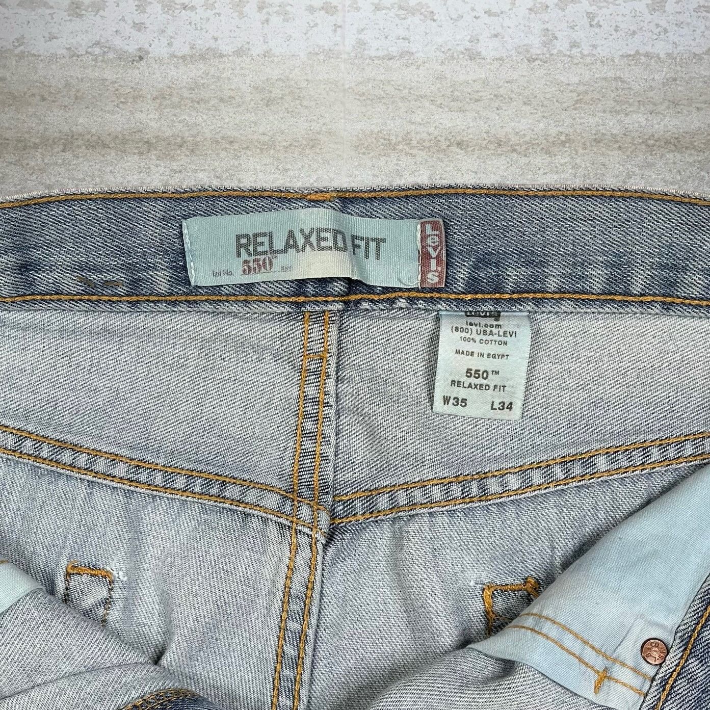 Levi's Crazy Vintage Levis 550 Jeans Relaxed Fit Light Wash Size US 35 - 5 Thumbnail