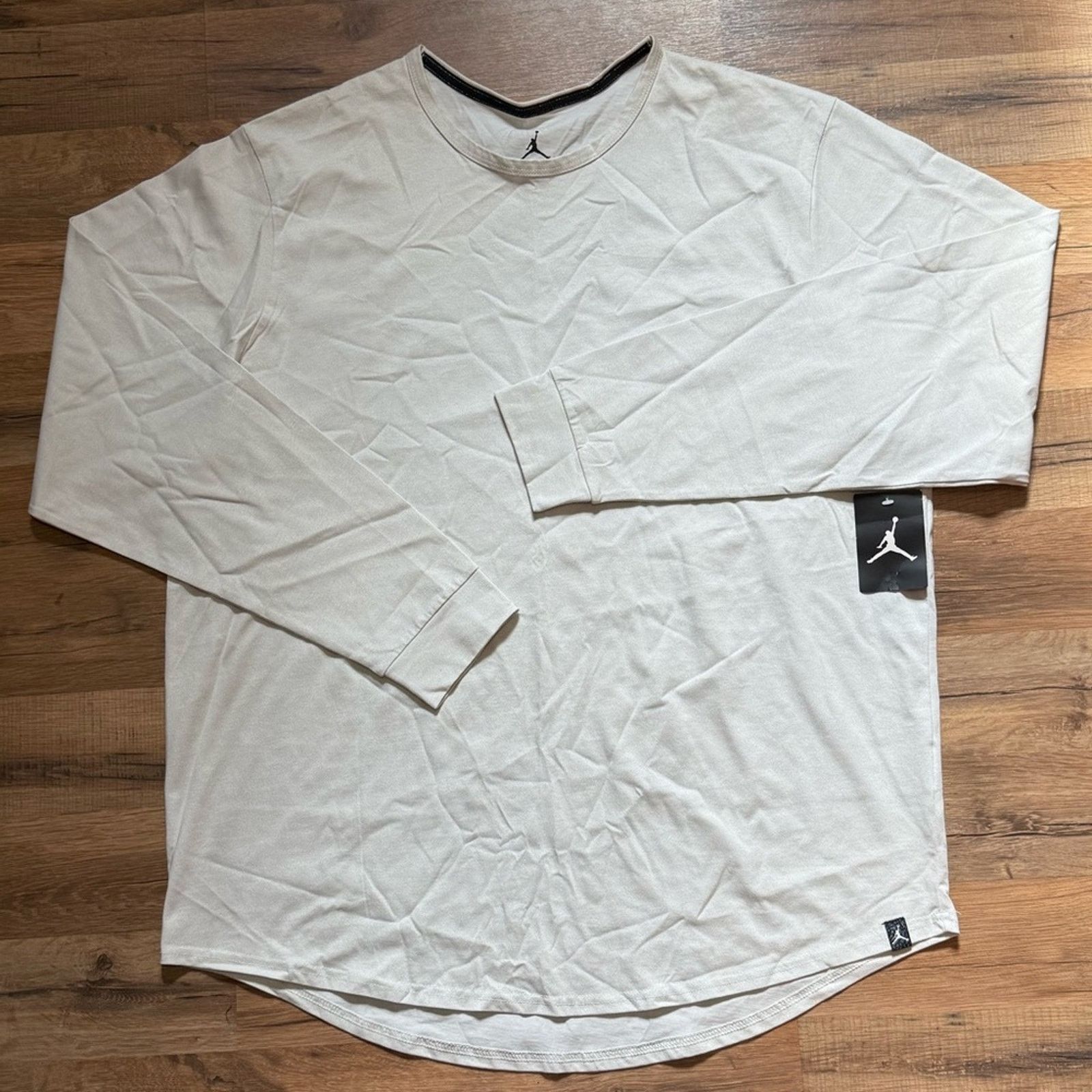 Jordan Brand 2015 Air Jordan Elephant Print Long Sleeve Shirt Size US XXL / EU 58 / 5 - 1 Thumbnail