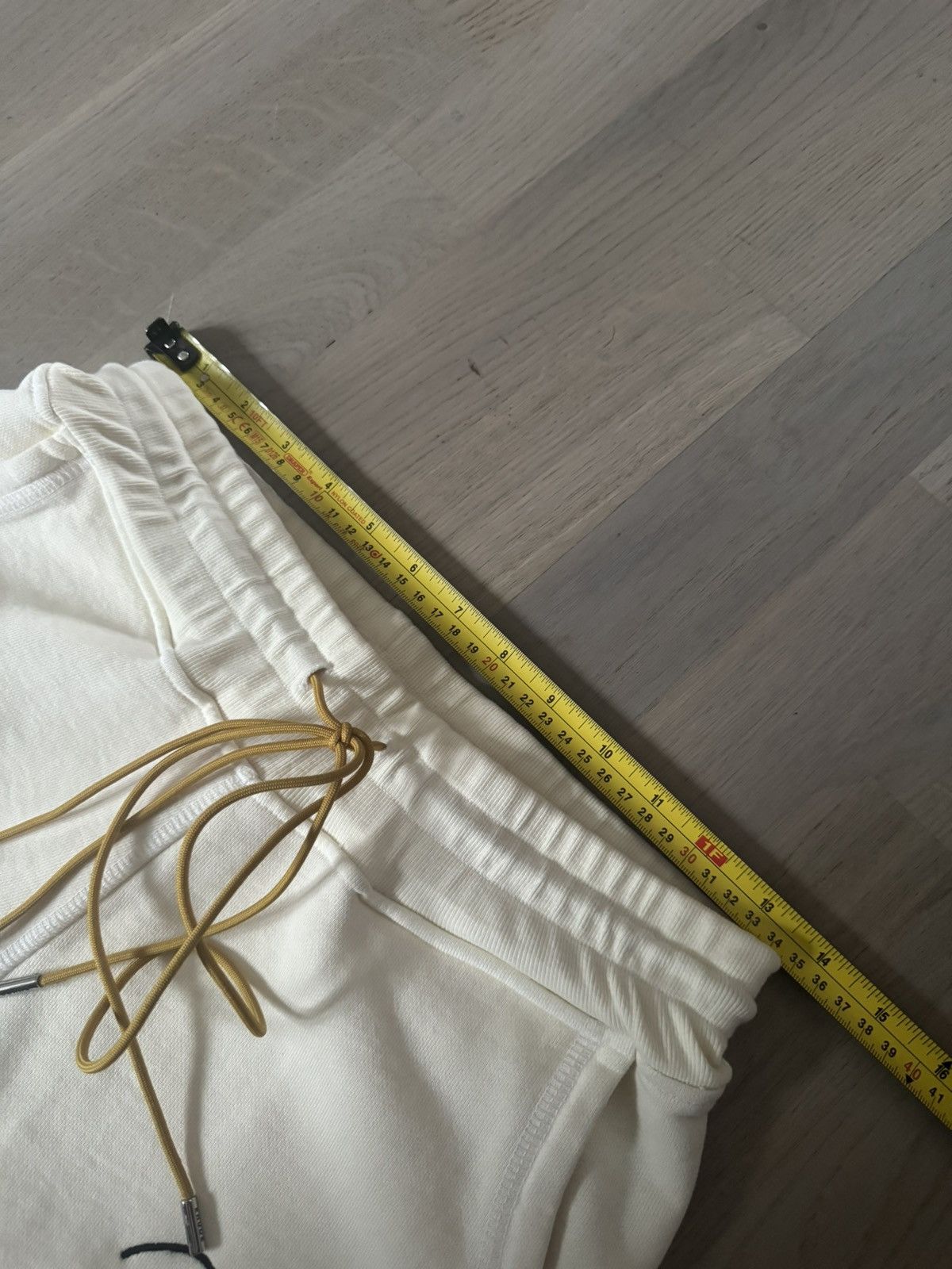 Rhude RHUDE joggers REAL MEASUREMENTS SHOWN IN PHOTOS BY TAPE Size US 30 / EU 46 - 6 Thumbnail