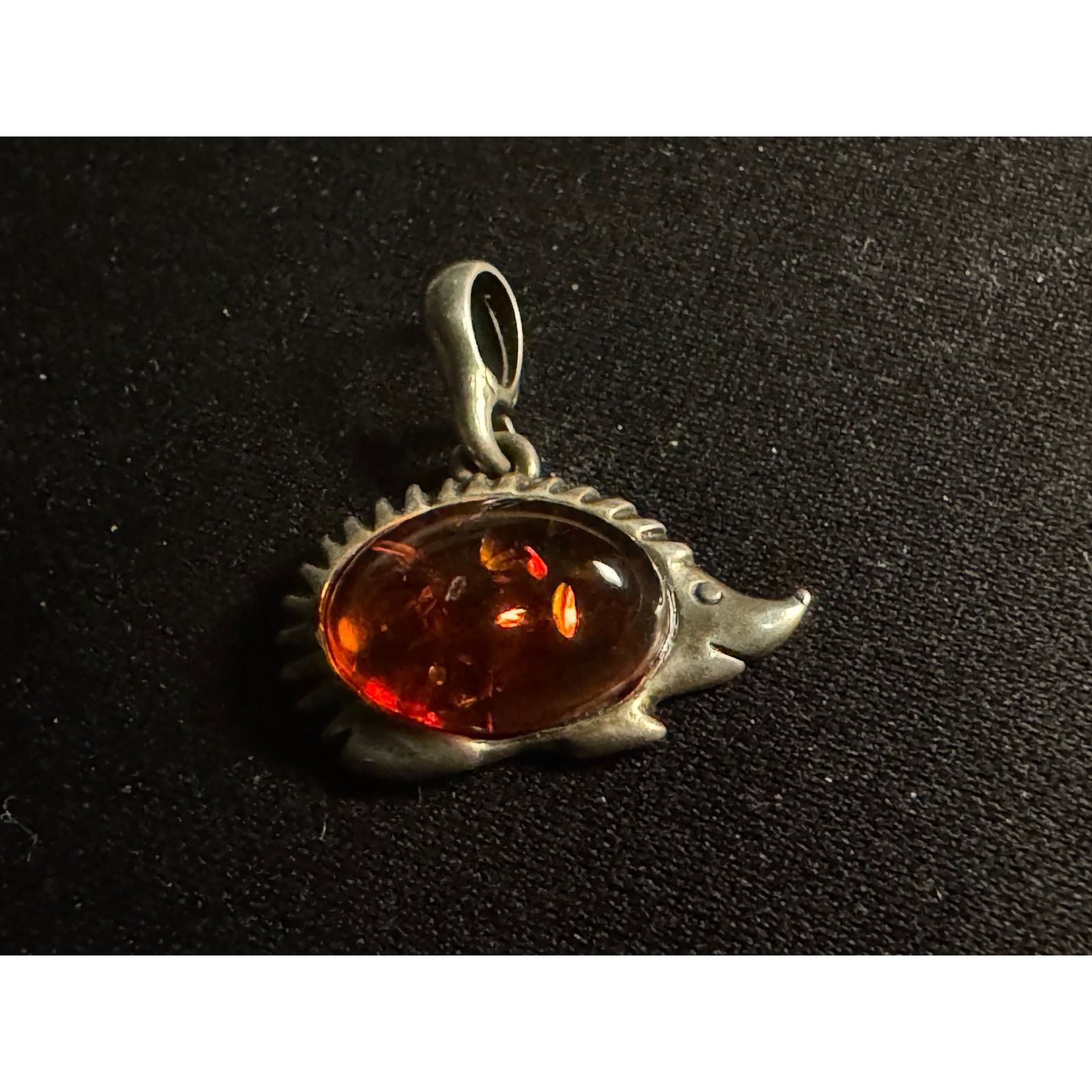 Other Vintage 925 Sterling Silver Hedgehog Pendant w/ Amber Stone Size ONE SIZE - 1 Thumbnail
