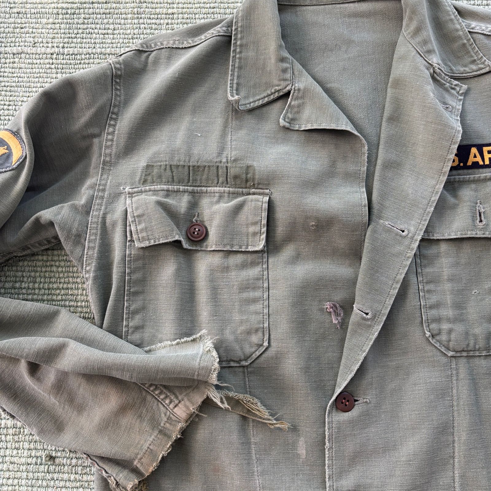 Vintage Vintage 60s OG-107 US Army Fatigue Top Cotton With Patches Size US L / EU 52-54 / 3 - 8 Thumbnail