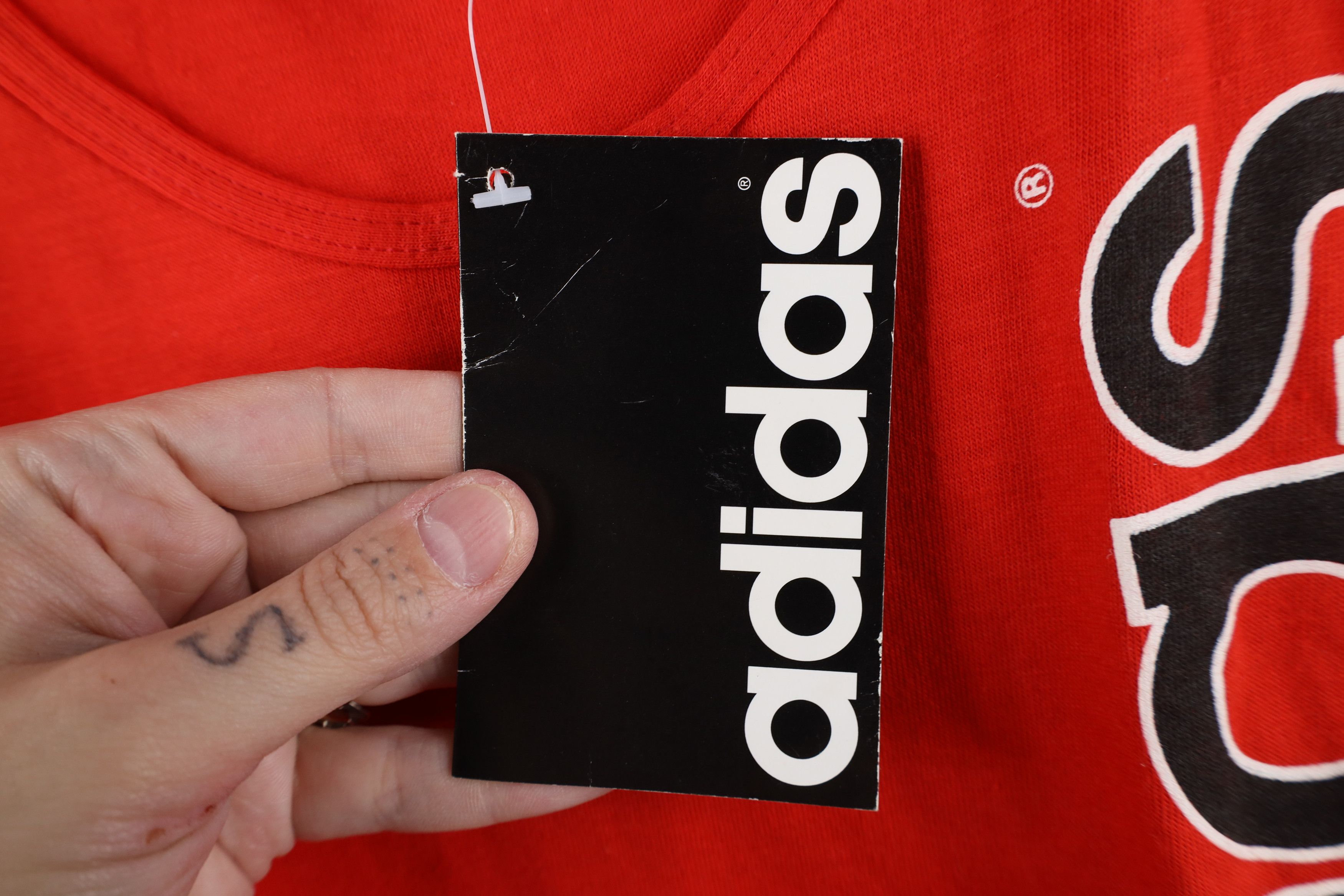 Adidas × Vintage Deadstock Vintage 80s 90s Adidas Tank Top T-Shirt Red USA Size US S / EU 44-46 / 1 - 6 Thumbnail