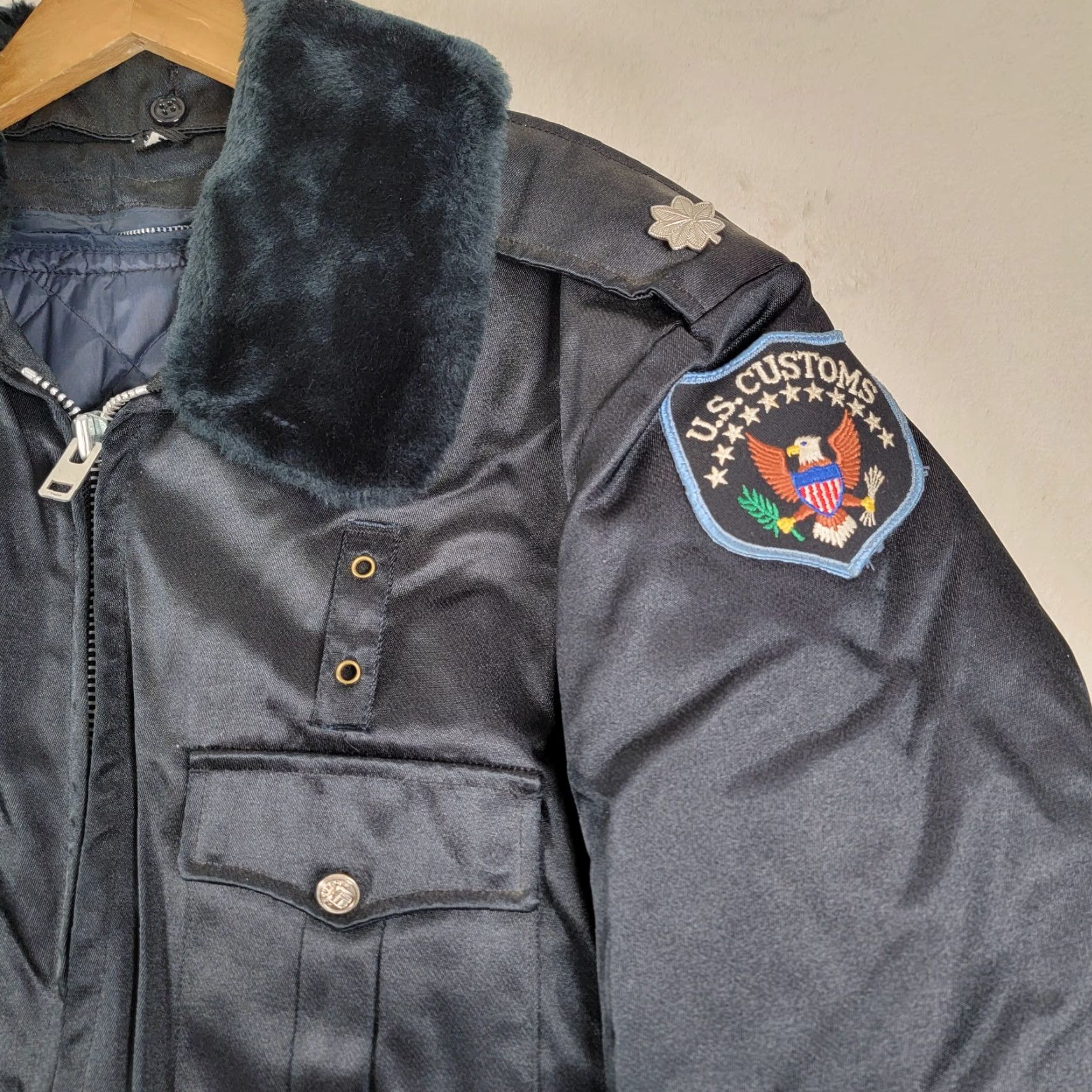 Vintage VINTAGE Blauer Mfg Co Coat Mens 44R Black Nylon Weather Resistant Zip Front 80s Workwear Coat Size US S / EU 44-46 / 1 - 3 Thumbnail
