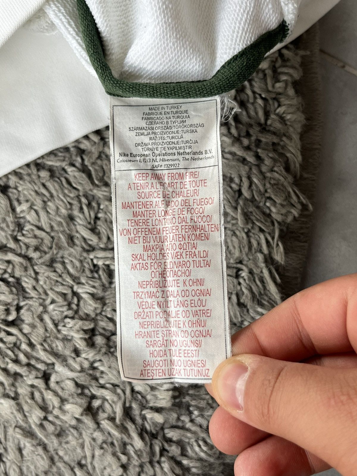 Nike Vintage Hoodie Nike Streetwear Size US M / EU 48-50 / 2 - 12 Thumbnail