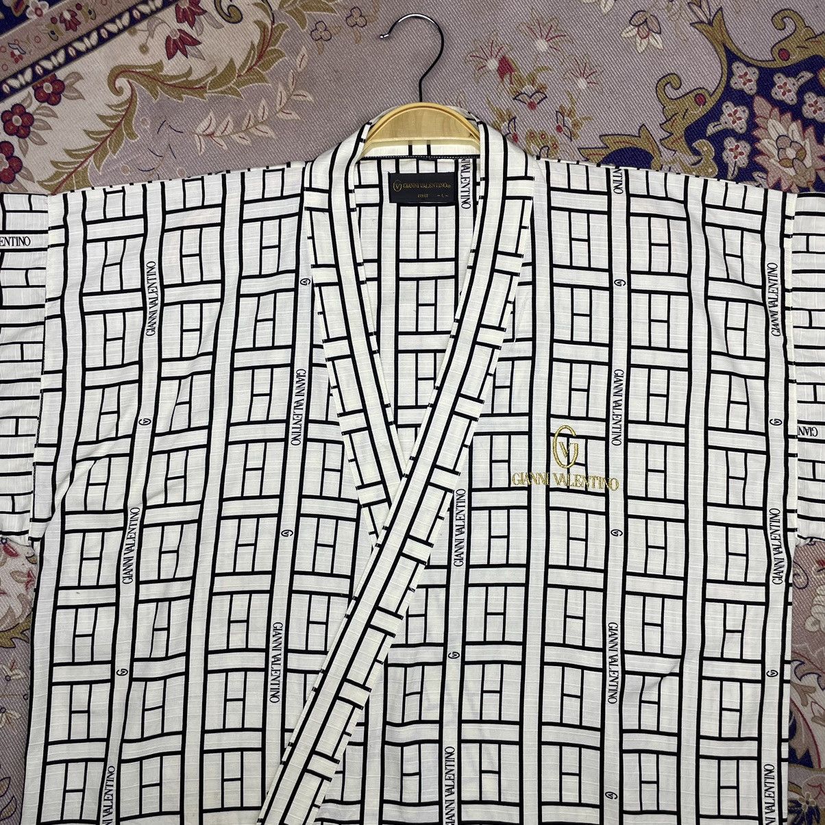 Valentino Rarely! Vintage Gianni Valentino Monogrem Kimono Size US L / EU 52-54 / 3 - 4 Thumbnail