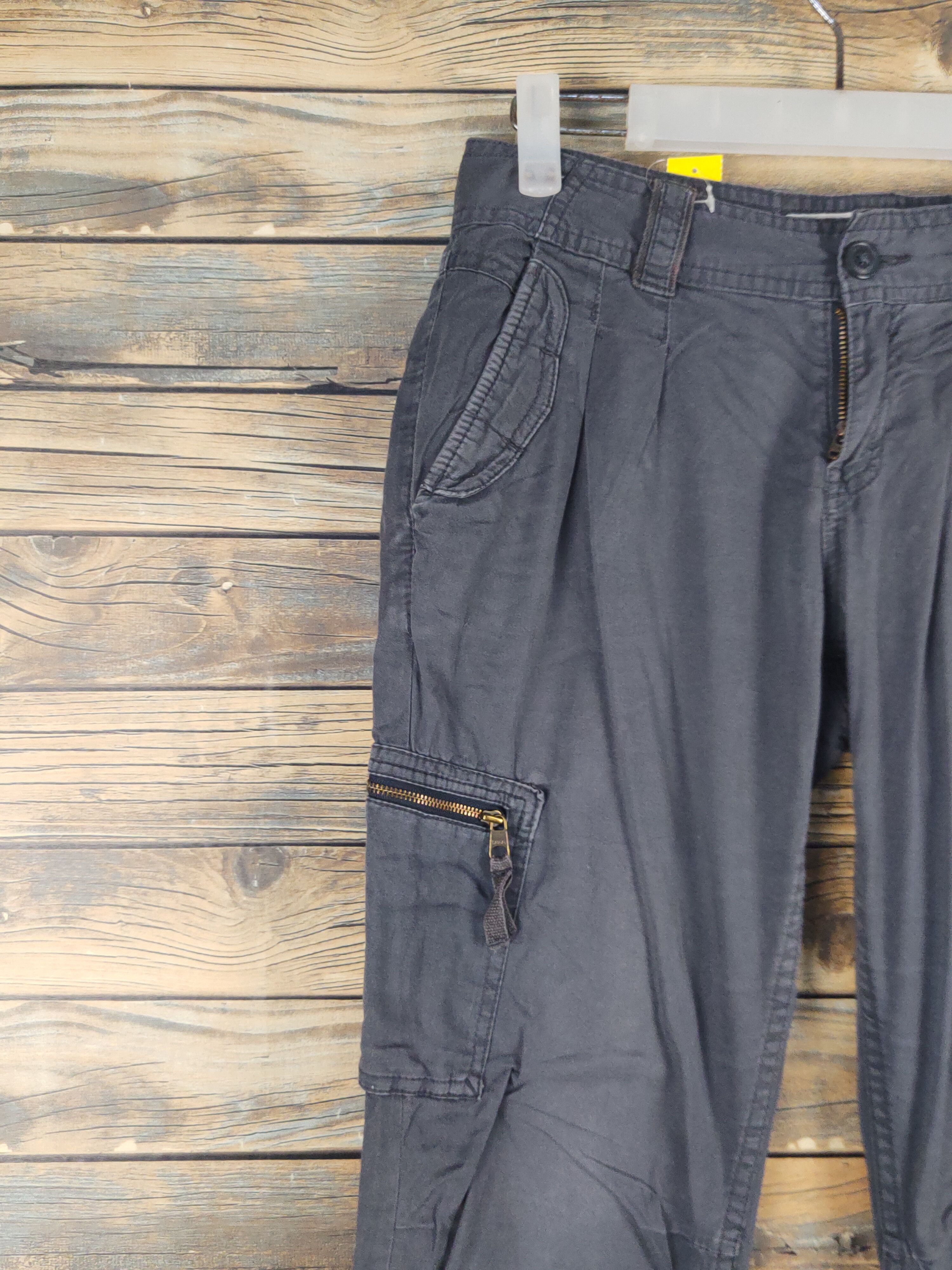 L.O.G.G. DL L.O.G.G H&M Dark Gray Multipocket Joggers #1575 Size 27" / US 4 / IT 40 - 3 Thumbnail