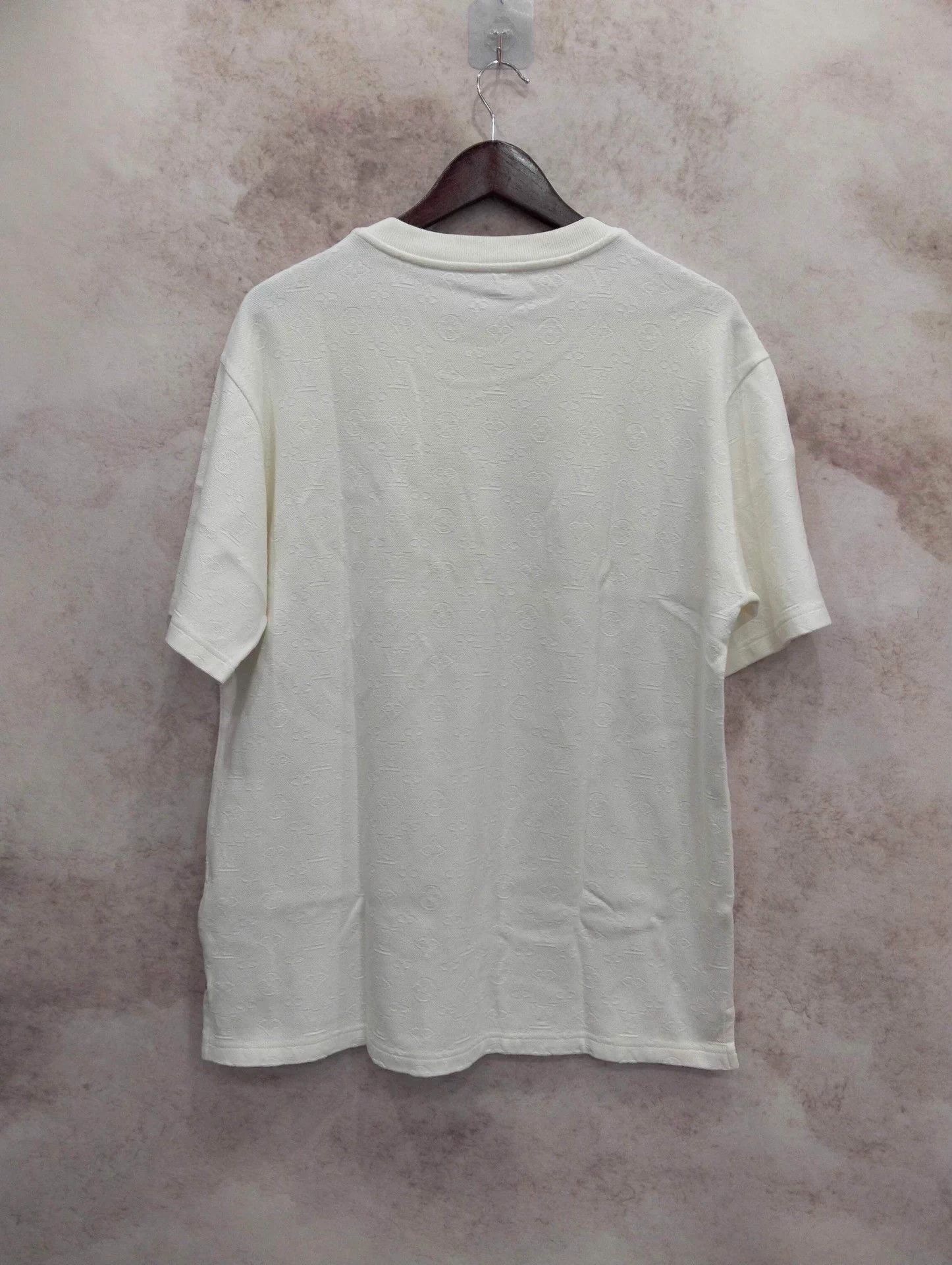 Louis Vuitton Louis Vuitton T-shirt XL Size US XL / EU 56 / 4 - 2 Thumbnail