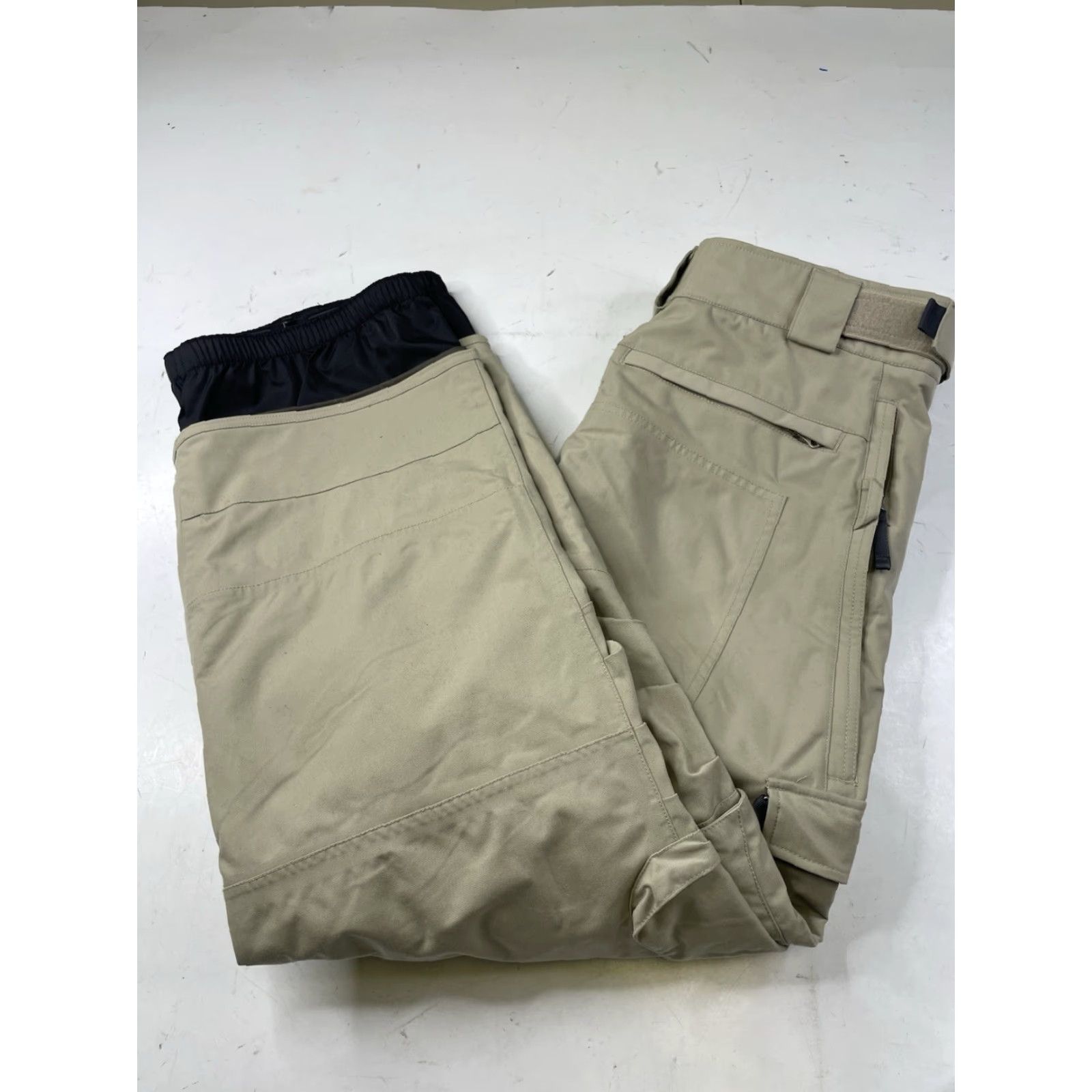 Burton Burton Pants Men L Cargo Beige Nylon Lined Water Resistant Winter Ski Cargo Pocket — (Note: single space separators) Size US 33 - 3 Thumbnail
