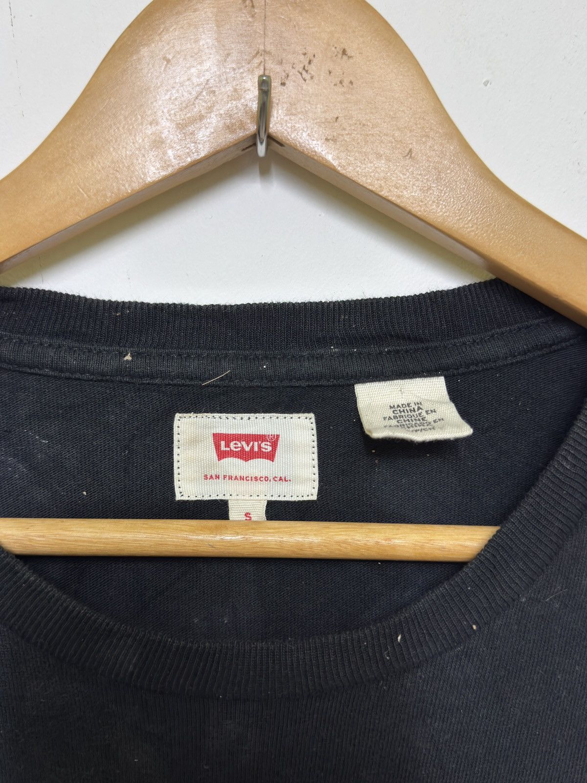 Levi's Vintage Clothing Vintage Levi’s Embroidered Big Logo Black Tee Size US S / EU 44-46 / 1 - 6 Thumbnail