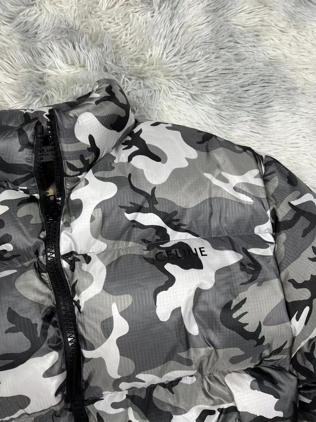 Celine × Hedi Slimane FW22 Grey Camo Short Down Jacket sz44 & 50 Size US M / EU 48-50 / 2 - 3 Thumbnail