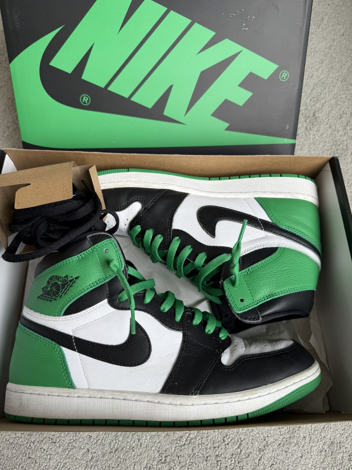 Nike Jordan 1 Retro High OG Lucky Green - US Mens Size 11 Size US 11 / EU 44 - 9 Thumbnail