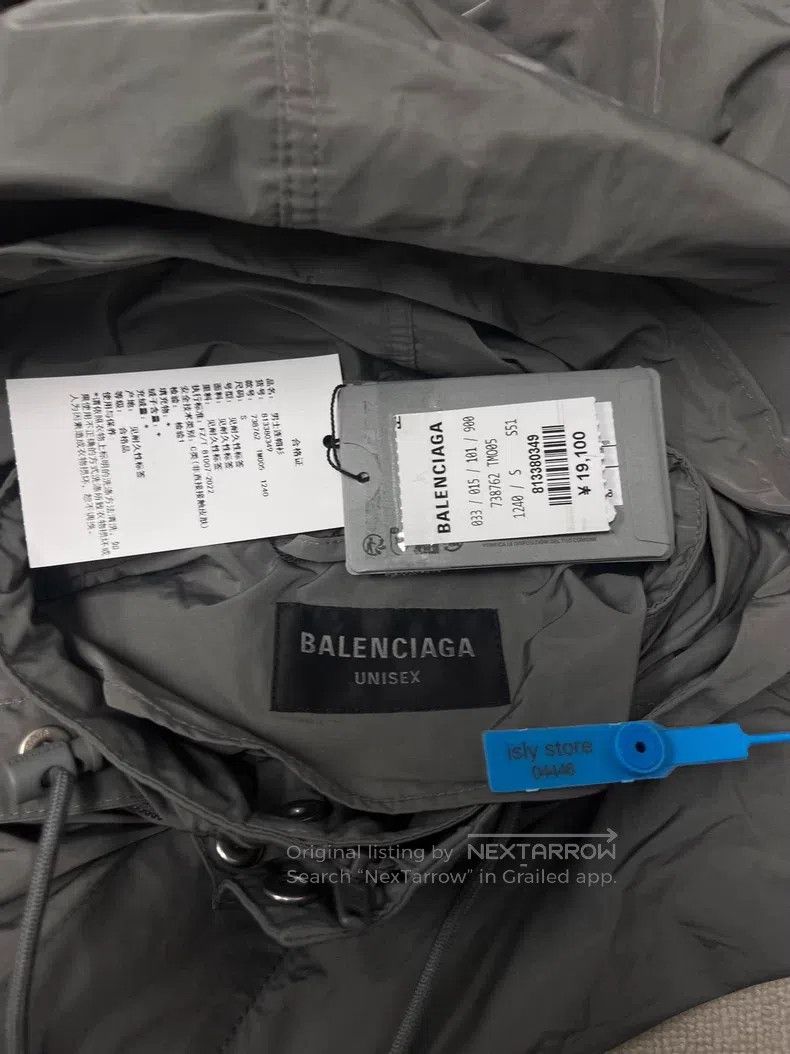 Balenciaga Balenciaga Logo Letter Printed Sun Protection Hooded Jacke Size US S / EU 44-46 / 1 - 4 Thumbnail