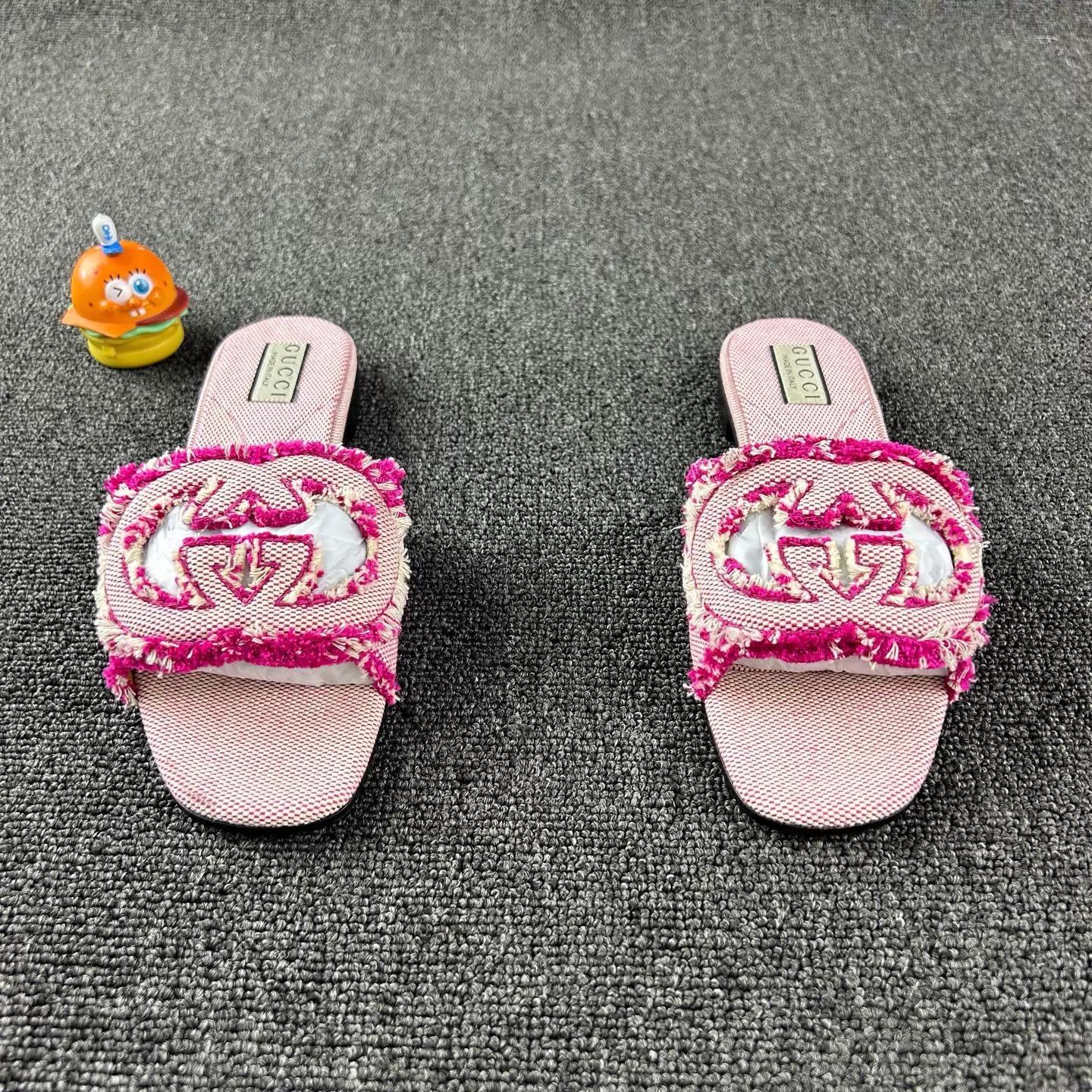 Gucci Gucci Pink Cutout Double G Slippers 40 Size US 9.5 / IT 39.5 - 2 Thumbnail