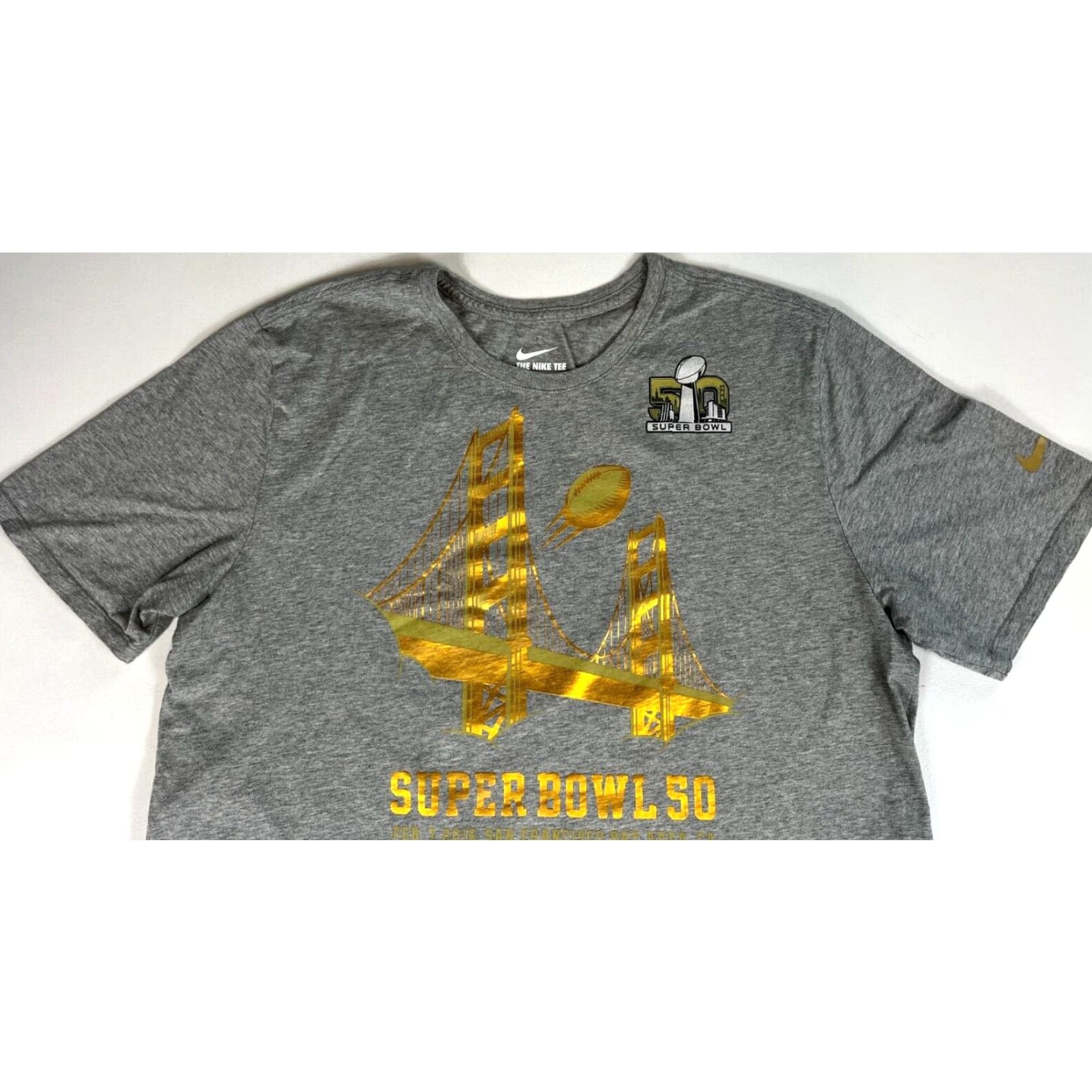 Nike Nike The Nike Tee T-Shirt XL Athletic Slim Fit Short Sleeve Crew Neck Gray Men's Sports Football SB50 2016 Size US XL / EU 56 / 4 - 3 Thumbnail