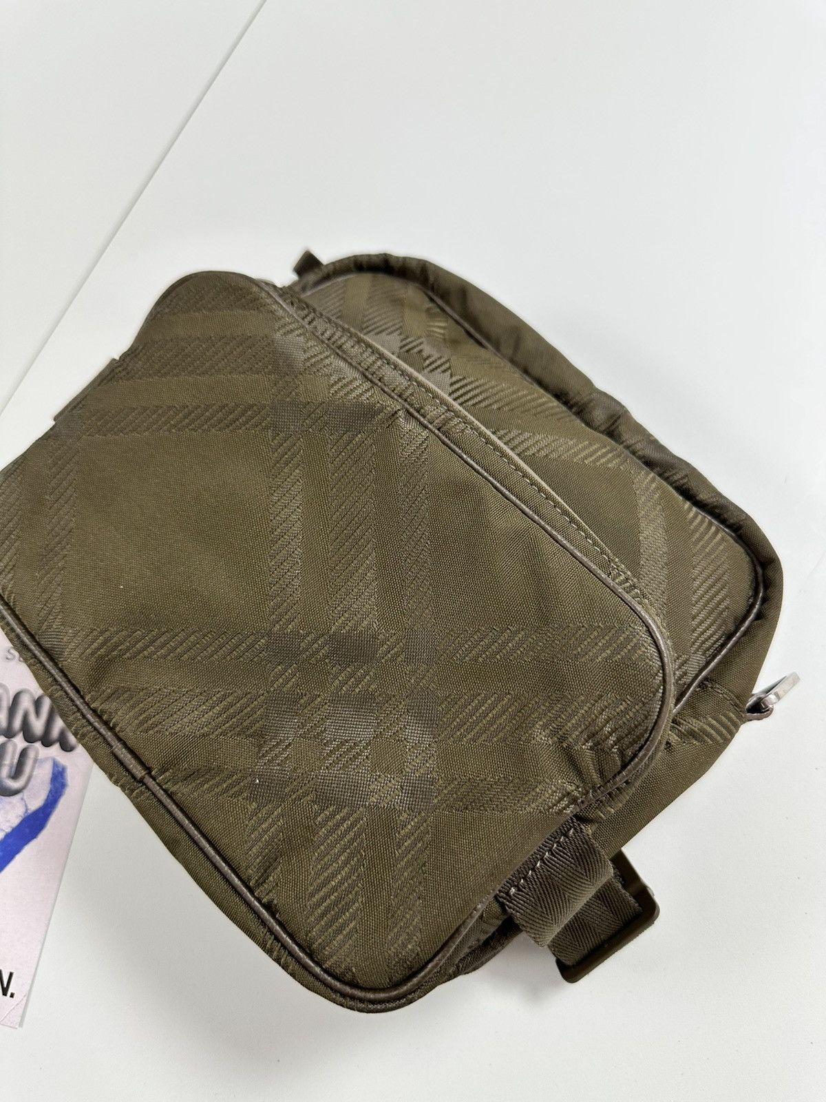 Burberry Burberry Checked Jacquard Zipped Shoulder Bag Size ONE SIZE - 5 Thumbnail