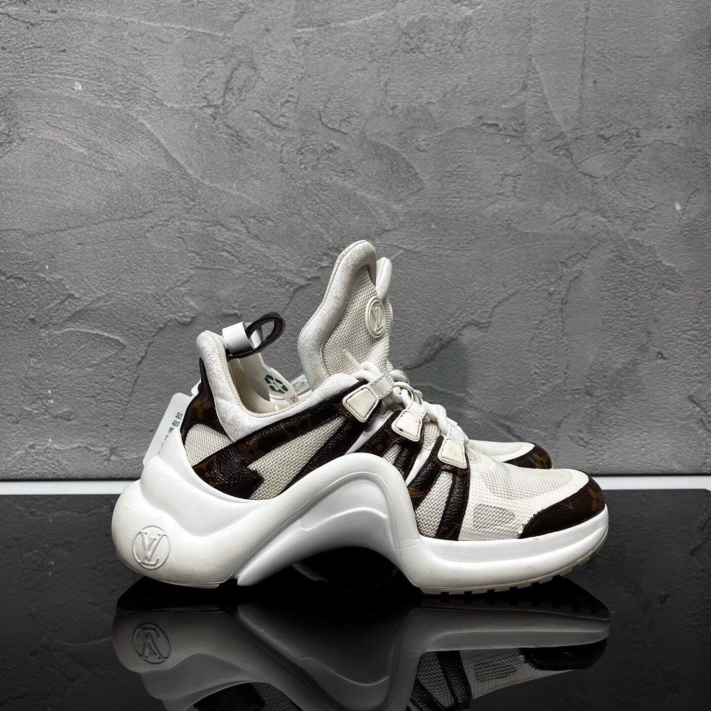 Louis Vuitton LV Archlight Monogram Dad Sneakers Size US 5 / IT 35 - 5 Thumbnail