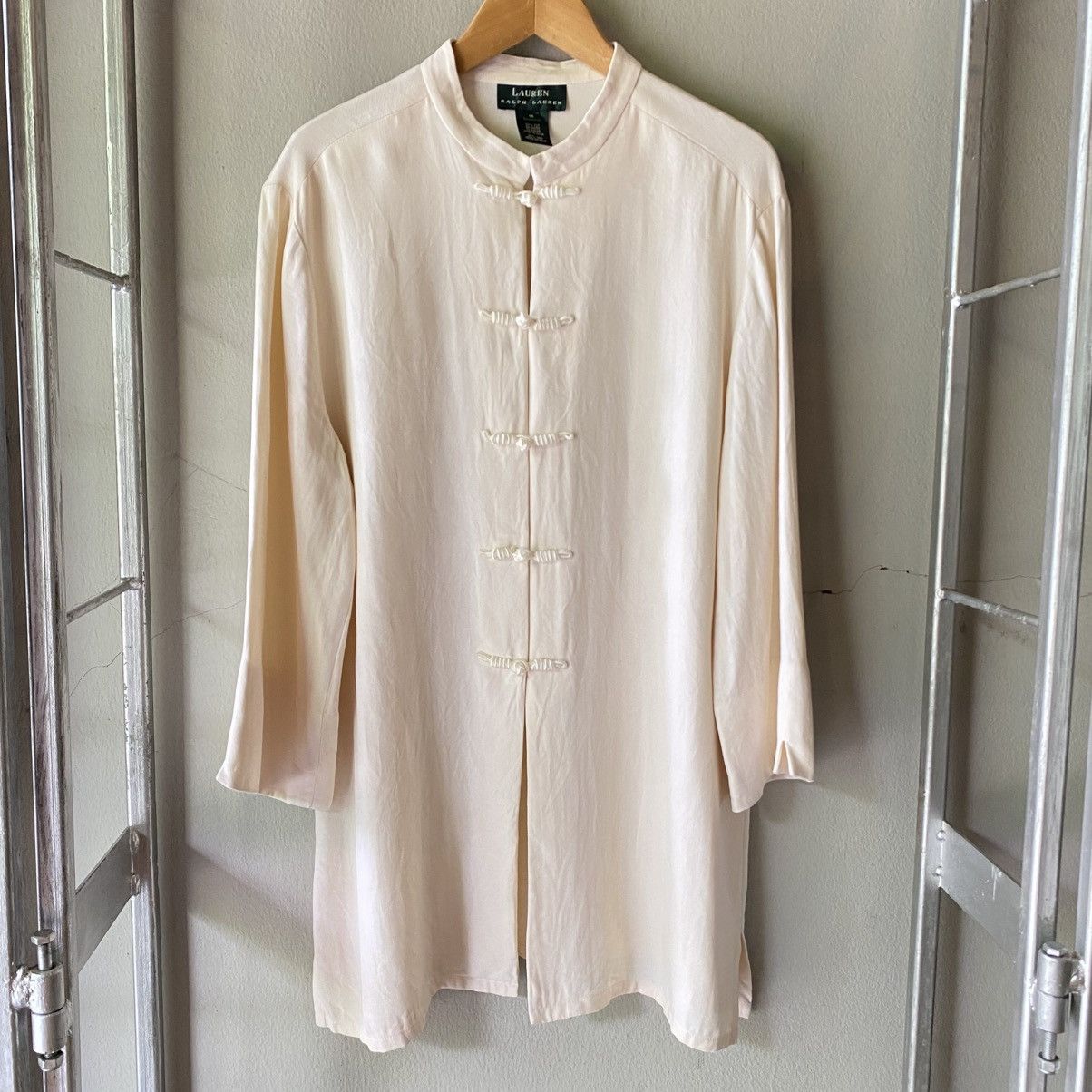 Designer × Japanese Brand LAUREN RALPH LAUREN Elegant Soft Chinese Knot Button Blouse Size M / US 6-8 / IT 42-44 - 9 Thumbnail
