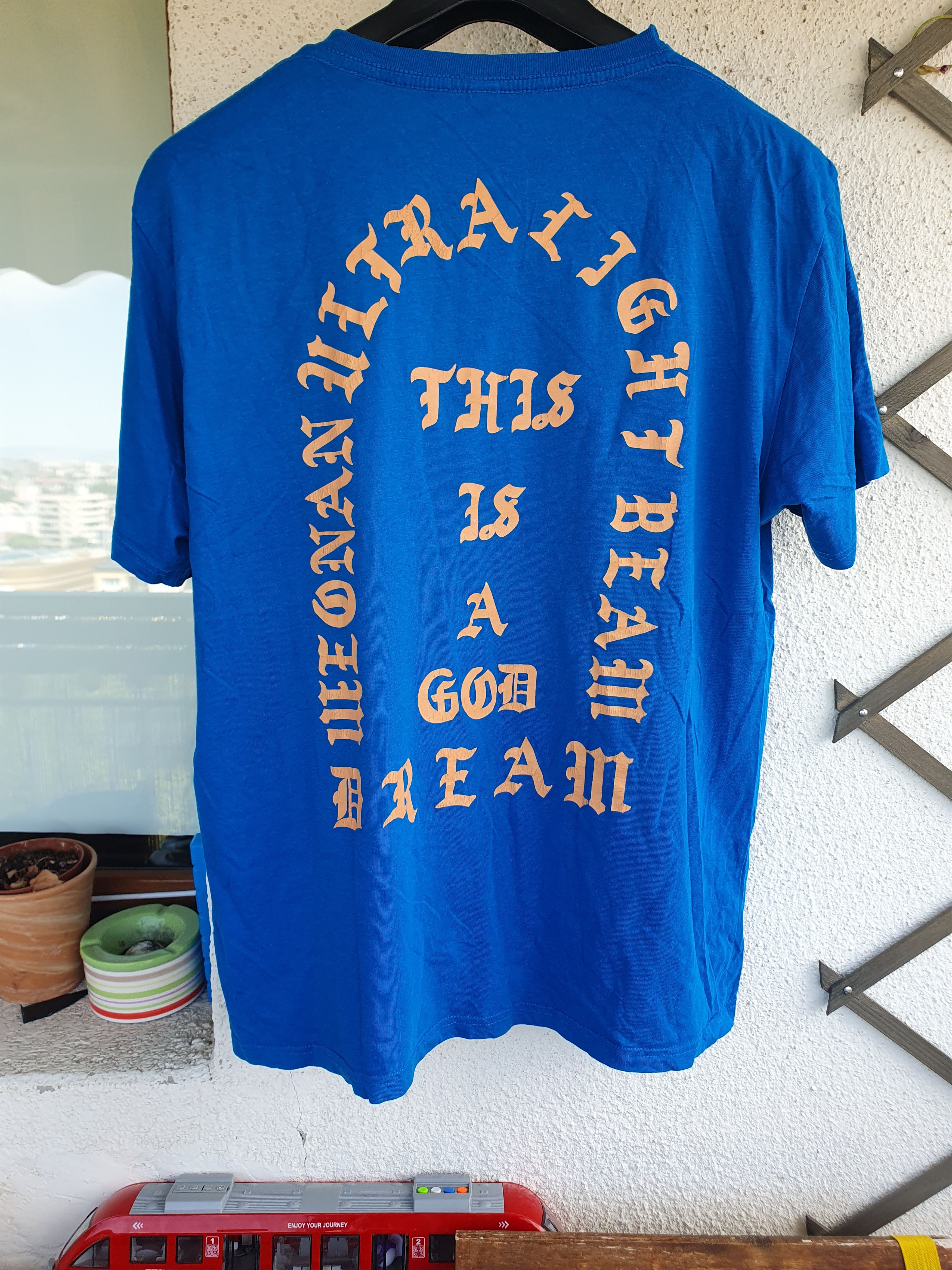 Rap Tees Kanye West The Life Of Pablo I Feel Like Pablo t-shirt sz L? Size US L / EU 52-54 / 3 - 1 Thumbnail