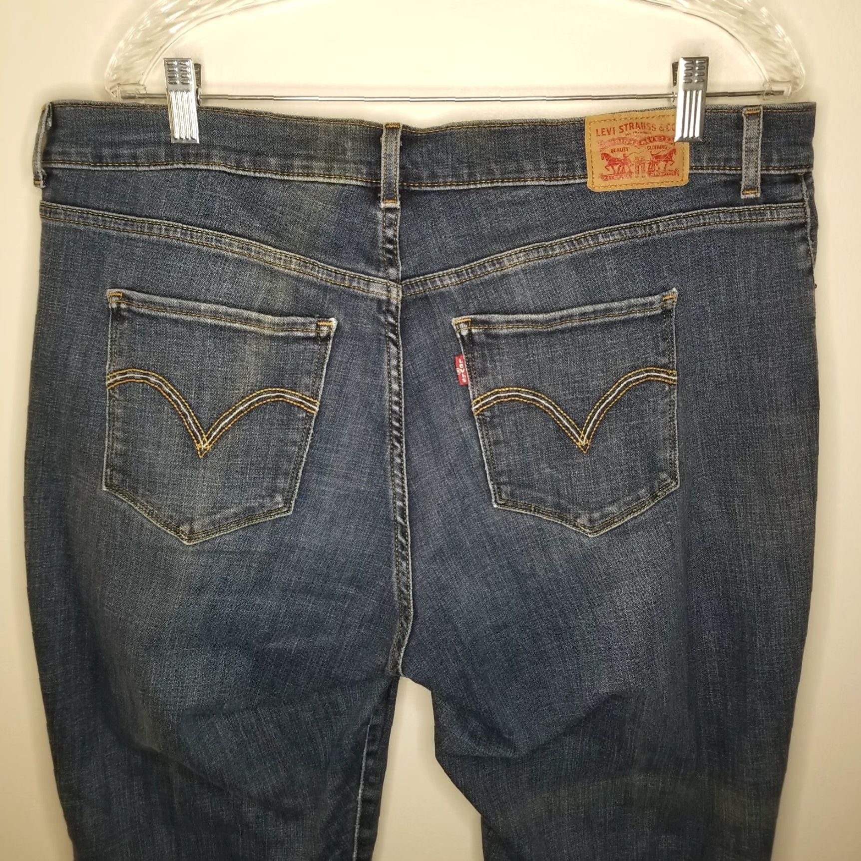 Levi's Levi's Jeans Bootcut Women Size 16 Regular 31" Inseam Blue Size 38" / US 16 / IT 52 - 6 Thumbnail