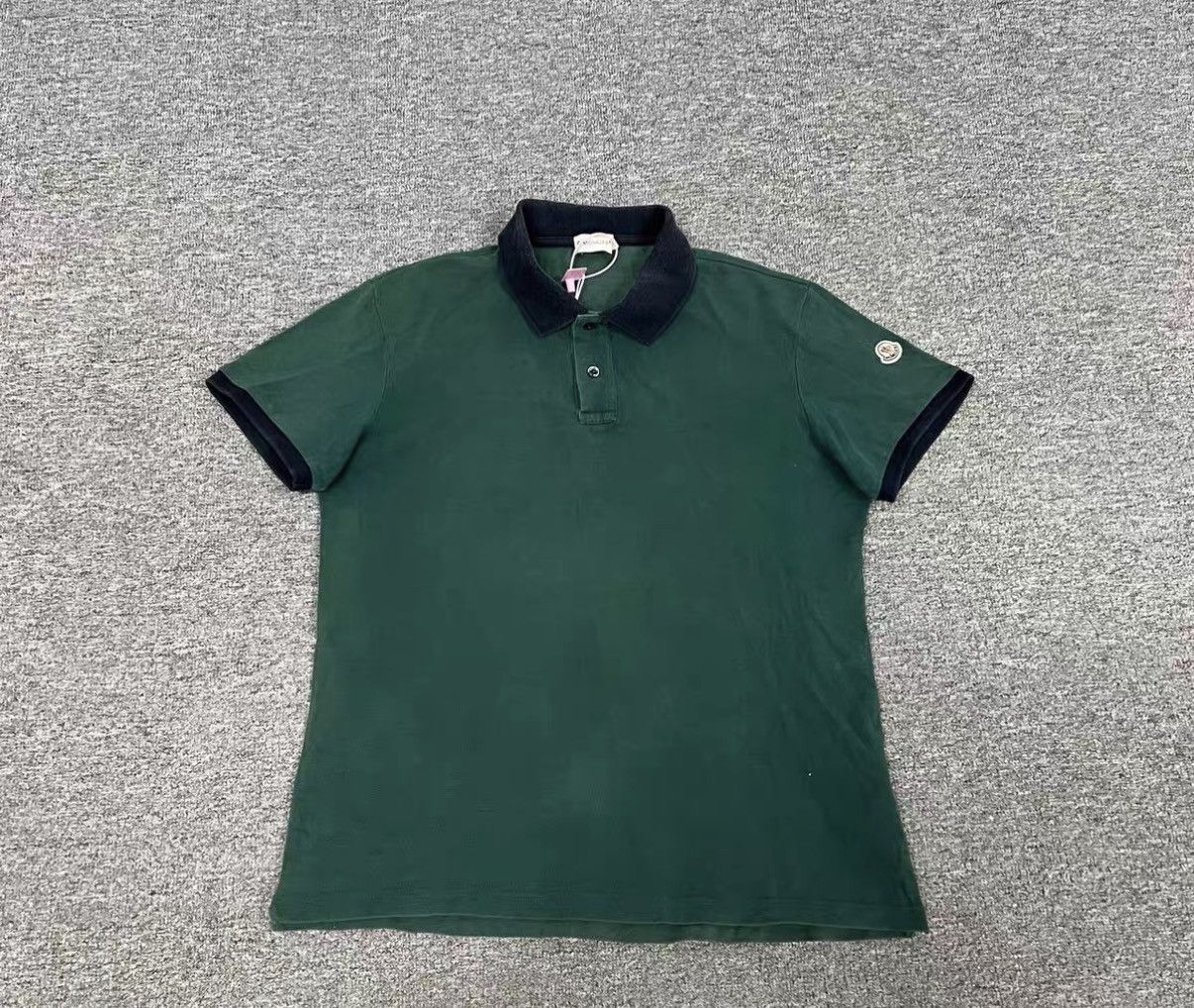 Moncler Moncler Classic Logo Patch Short-Sleeve Polo J16 Size US XL / EU 56 / 4 - 1 Thumbnail