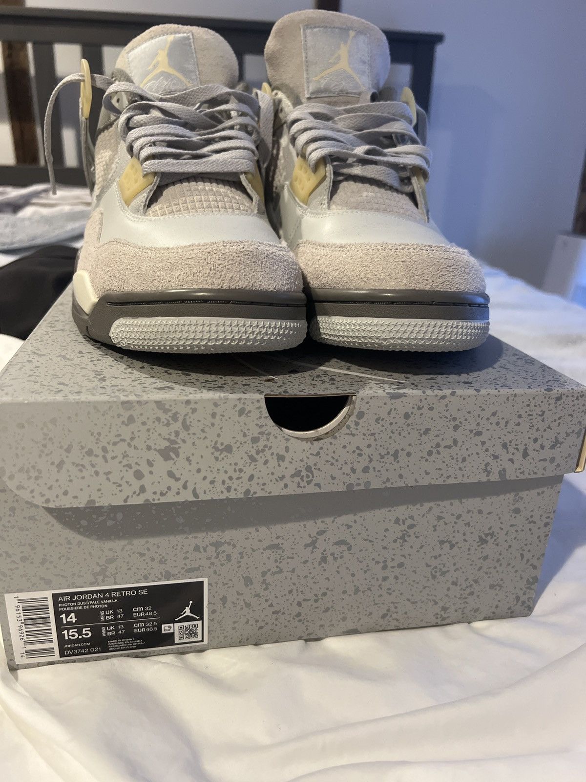 Jordan Brand Air Jordan 4 SE Craft ‘Photon Dust’ Size US 14 / EU 47 - 1 Thumbnail