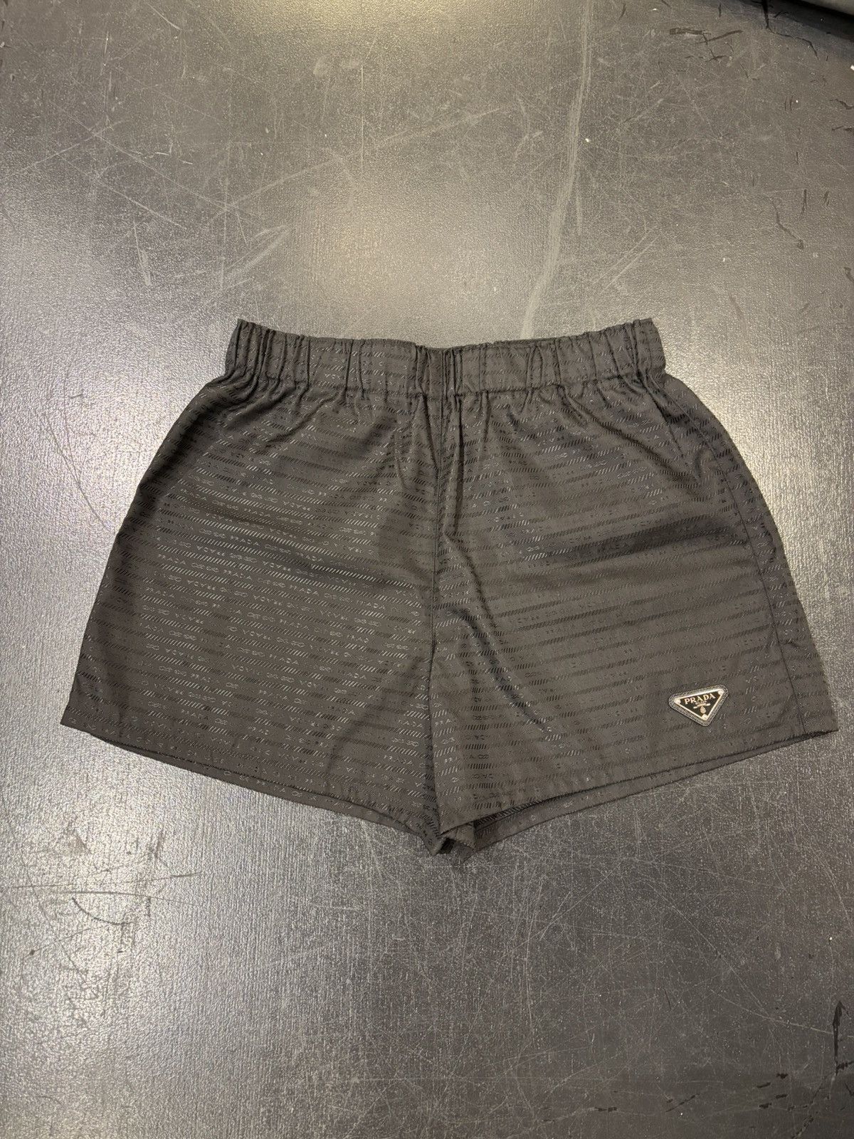 Prada Prada Re-Nylon Jacquard Shorts Size 27" / US 4 / IT 40 - 1 Thumbnail
