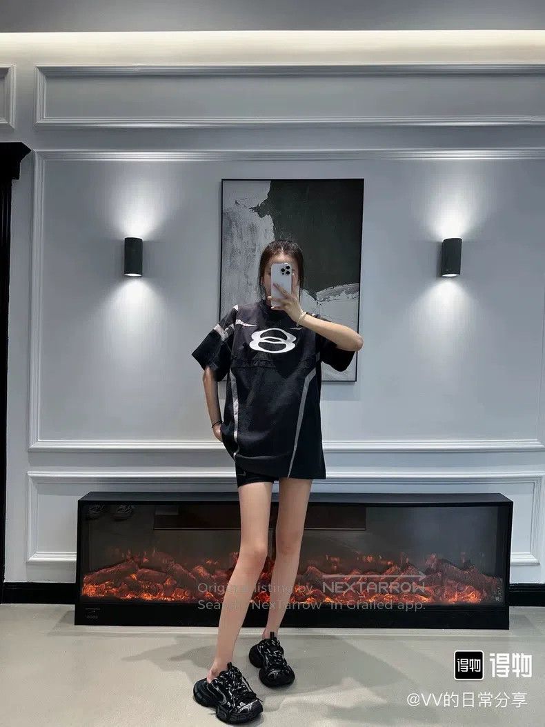 Balenciaga Balenciaga Double Ring King Logo T-Shirt Size US L / EU 52-54 / 3 - 9 Thumbnail