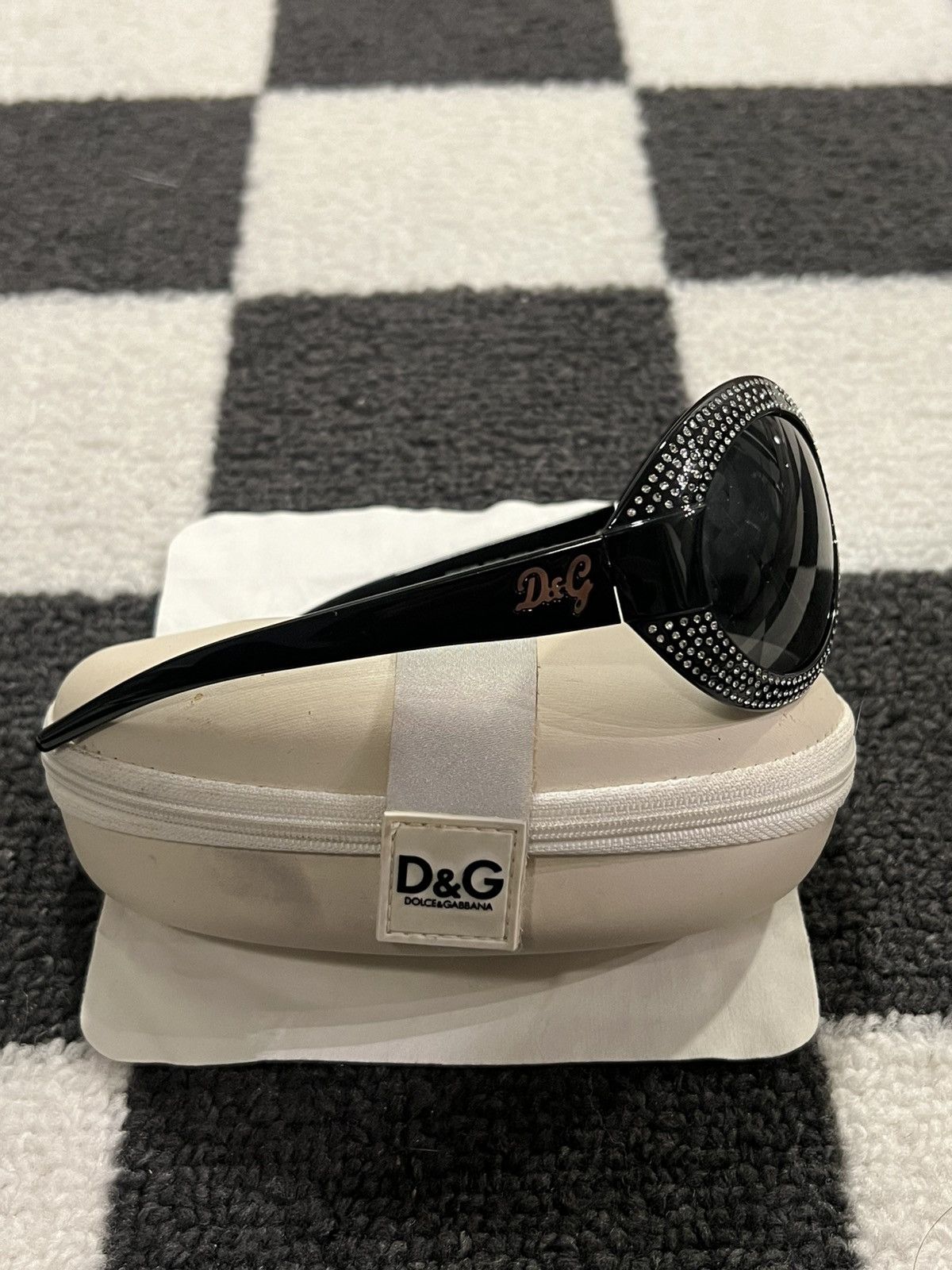 Dolce & Gabbana × Vintage Vintage Dolce & Gabbana Oversized Rhinestone Sunglasses Size ONE SIZE - 2 Thumbnail