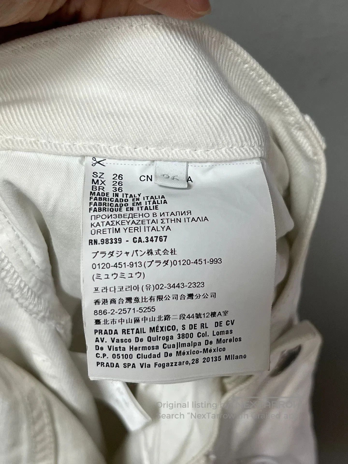 Prada Prada White Triangle Logo Jeans. Size 26" / US 2 / IT 38 - 4 Thumbnail