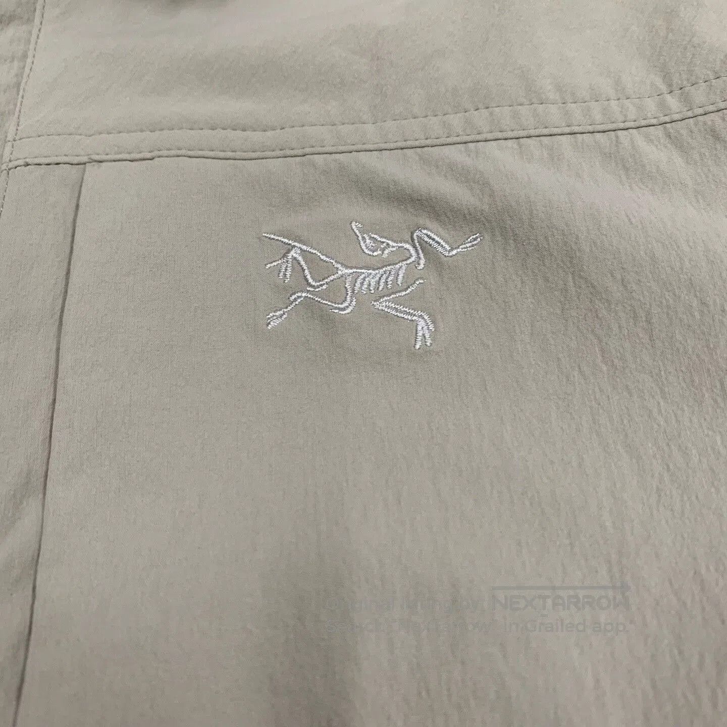Arc'teryx arcteryx cronin insulated jacket in beige. Size US M / EU 48-50 / 2 - 8 Thumbnail