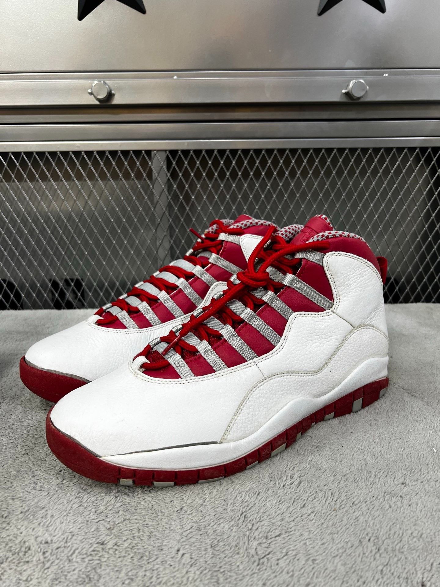 Nike Nike Retro Red Lowtop Sneakers 45 Men Size US 11.5 / EU 44-45 - 1 Thumbnail
