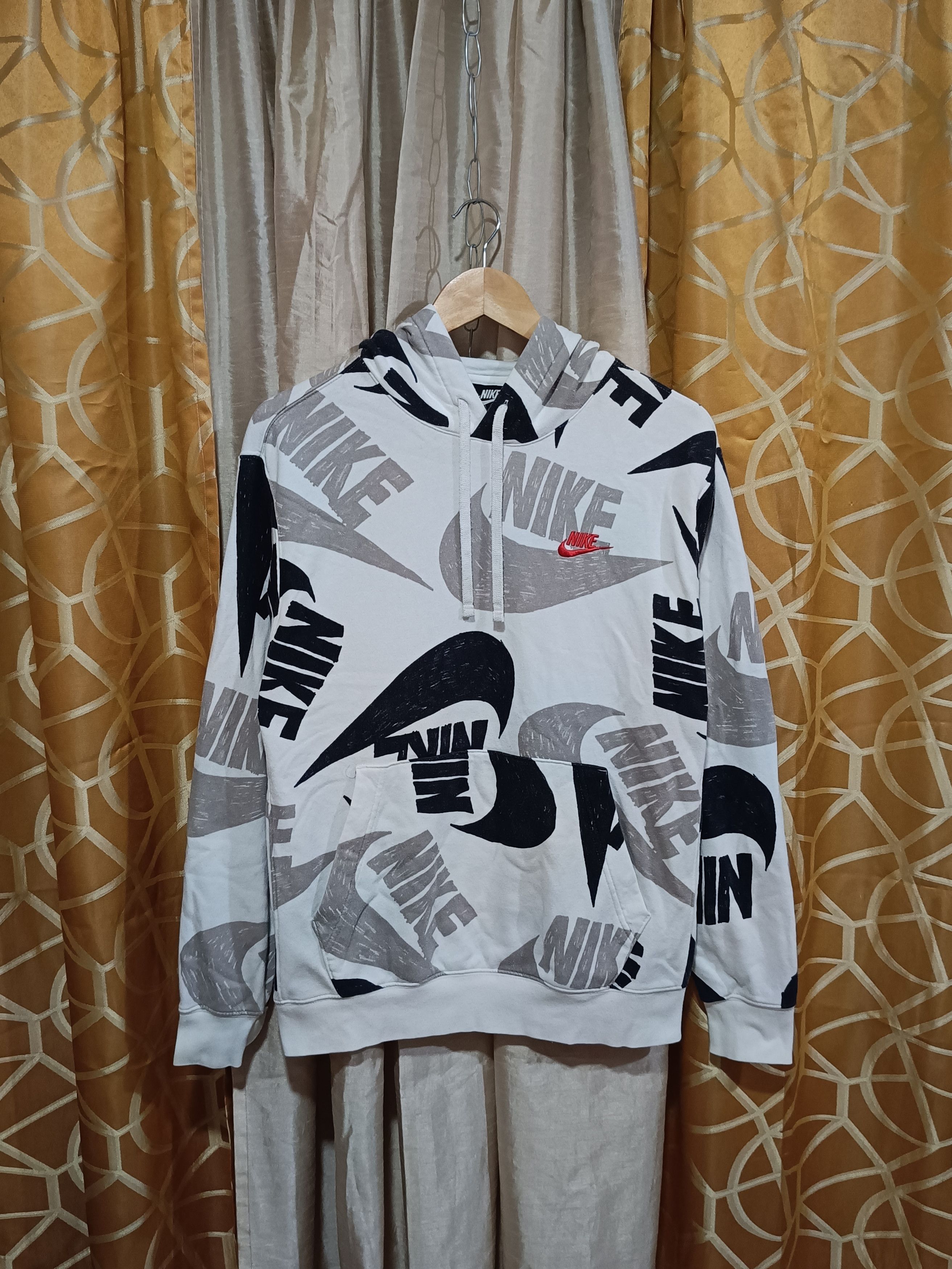 Nike Nike All Over Print Hoodie Size US L / EU 52-54 / 3 - 1 Thumbnail