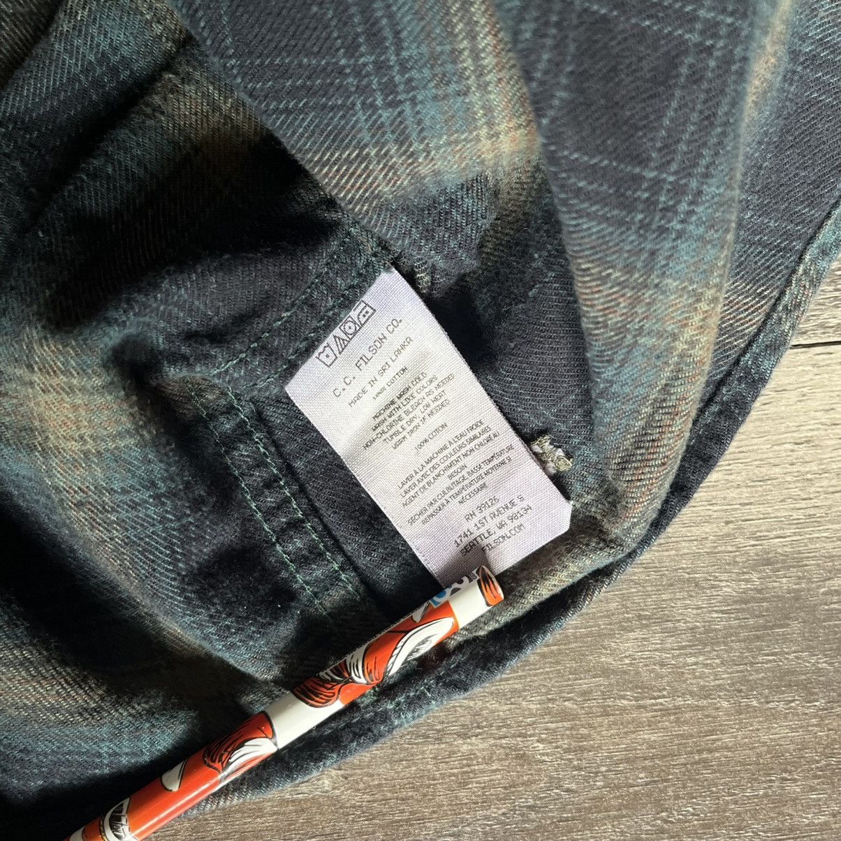 Filson Filson Alaskan Guide Shirt Navy Bronze Plaid Flannel Button Size US XL / EU 56 / 4 - 8 Thumbnail