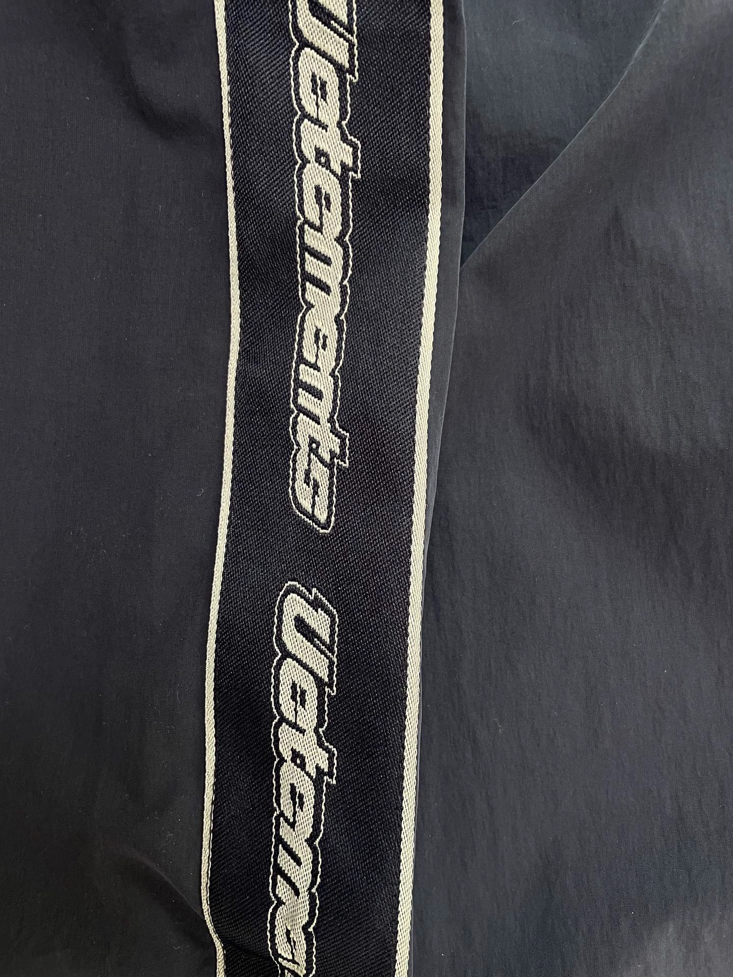 Vetements Vetements S Track Pants Waist 68-80 Hips 106 NWT Size US 29 - 3 Thumbnail