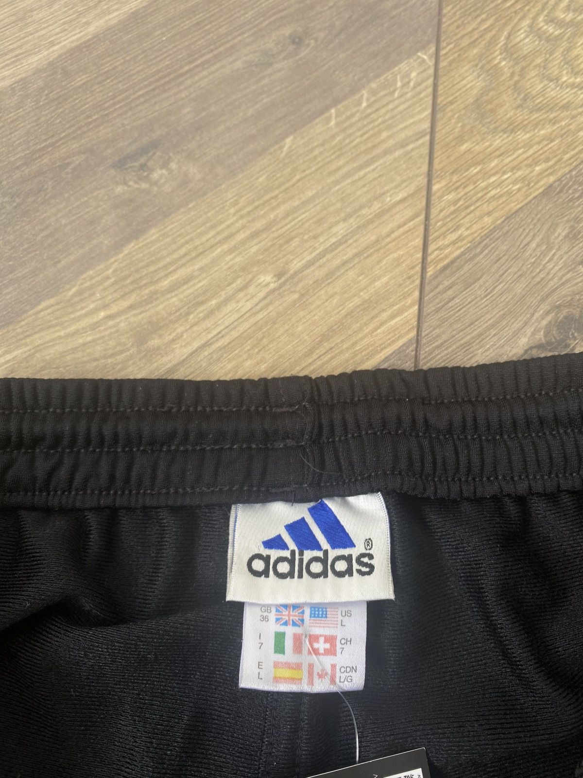 Adidas × Vintage Vintage Adidas 90s Adibreak Shorts Size US 34 / EU 50 - 6 Thumbnail