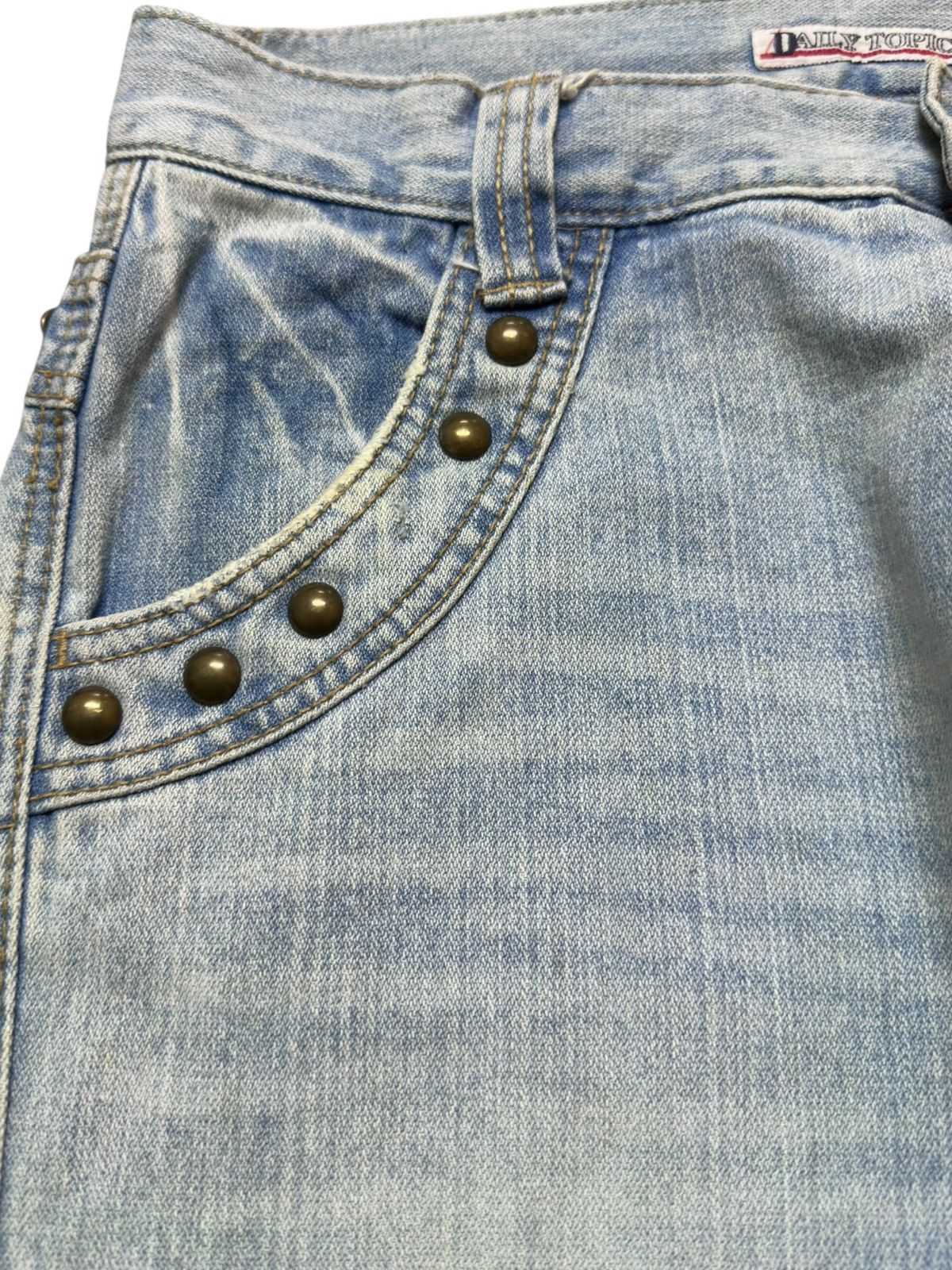 Hysteric Glamour Vintage Daily Topics Baggy Faded Studded Denim Size US 32 / EU 48 - 3 Thumbnail