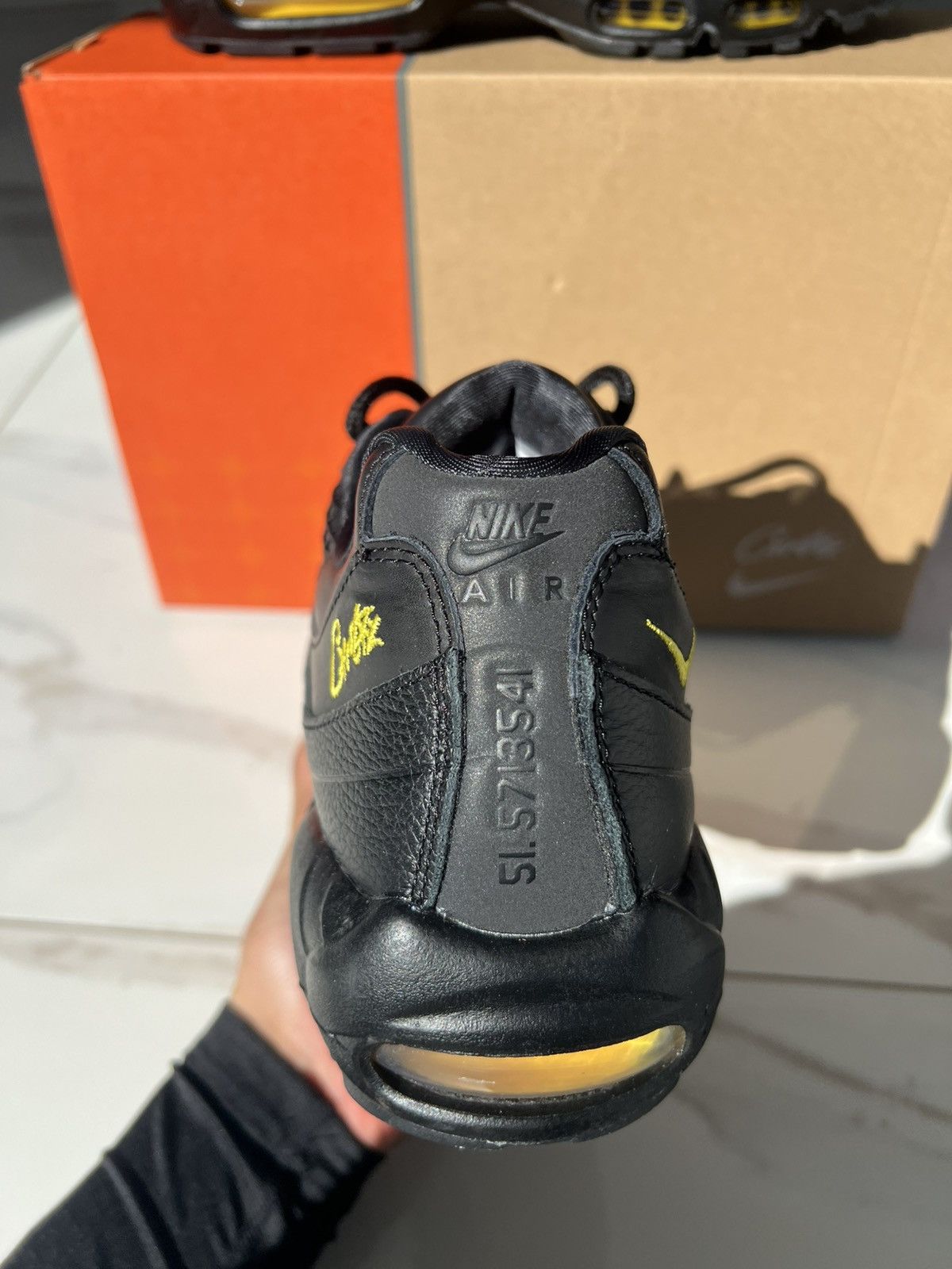 Corteiz × Nike Corteiz Air Max 95 Honey Blacks Size US 10 / EU 43 - 4 Thumbnail