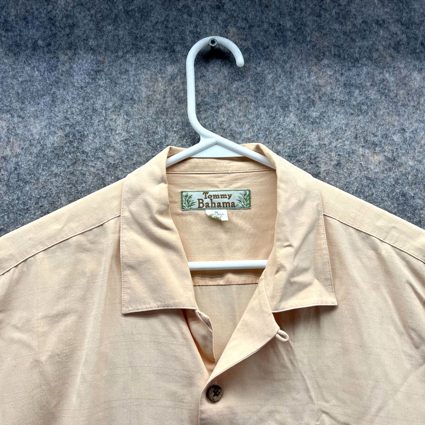 Tommy Bahama Tommy Bahama Shirt Men M Orange Silk Button-Up Button-Down Casual Preppy Short Sleeve Modern Classic Size US M / EU 48-50 / 2 - 2 Thumbnail