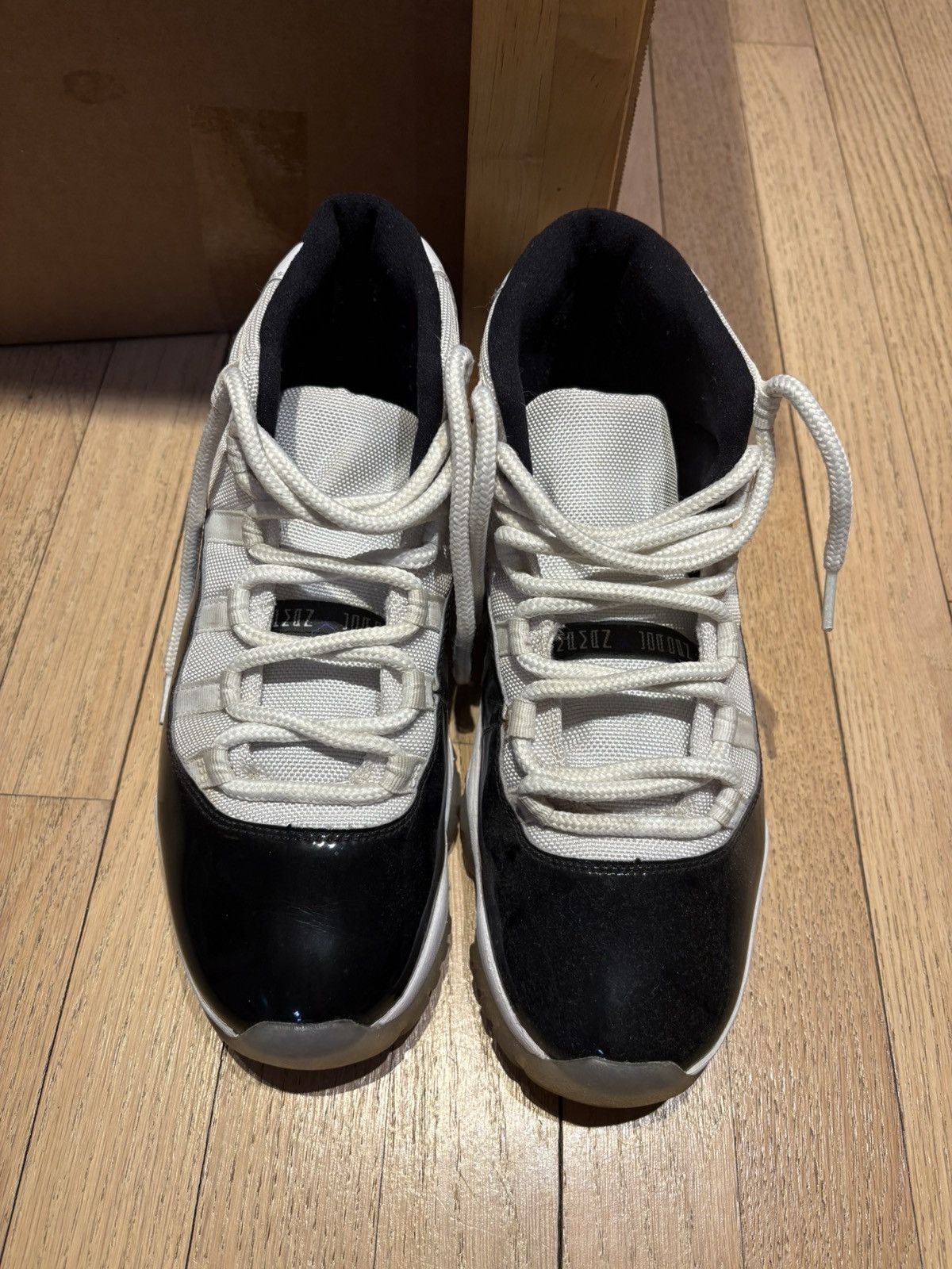 Jordan Brand Air Jordan 11 Retro 'Concord' Size US 9.5 / EU 42-43 - 5 Thumbnail