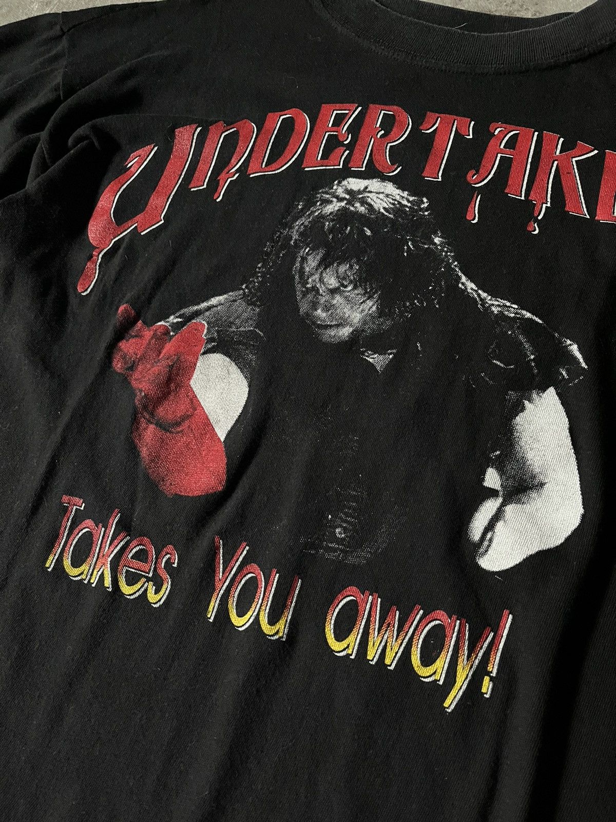 WWE Vinatge The Undertaker takes you away WWE rare T-shirt Size US L / EU 52-54 / 3 - 2 Thumbnail