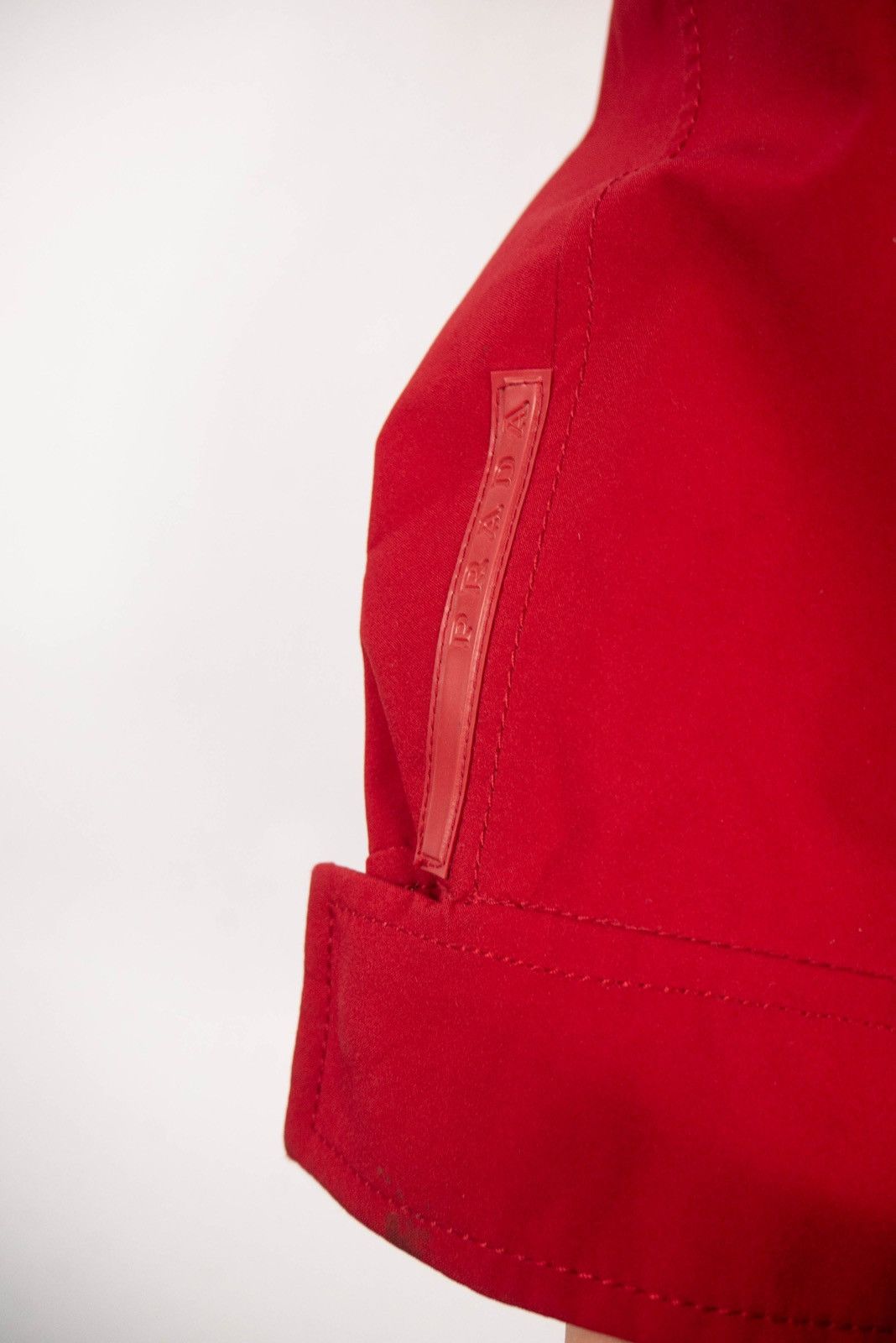 Designer × Prada Red Vintage Prada gore tex jacket Size US L / EU 52-54 / 3 - 7 Thumbnail