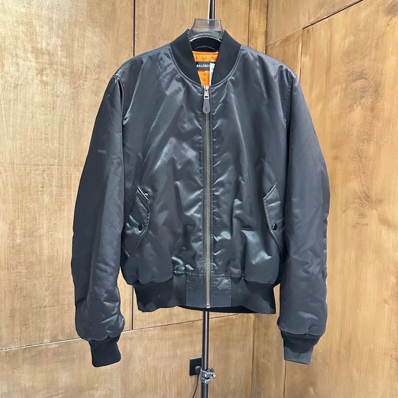 Balenciaga Balenciaga Black Orange Bomber Jacket Size US L / EU 52-54 / 3 - 1 Thumbnail