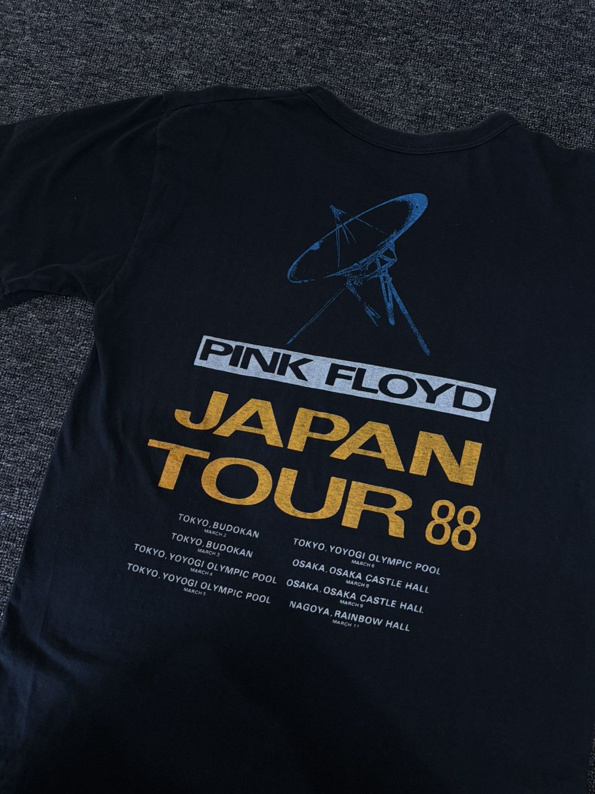 Band Tees Vintage X Pink Floyd Tour Japan 1987 Size US S / EU 44-46 / 1 - 8 Thumbnail