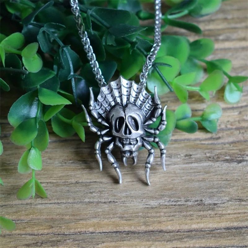 Jewelry Dead Head Skull Spider Pendant Necklace Size ONE SIZE - 2 Thumbnail